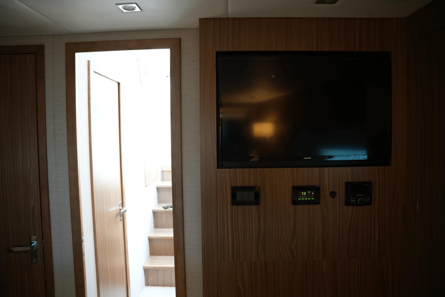 2025-cruisers-yachts-46-cantius-power-9554633-970313979-0-281020241336-19