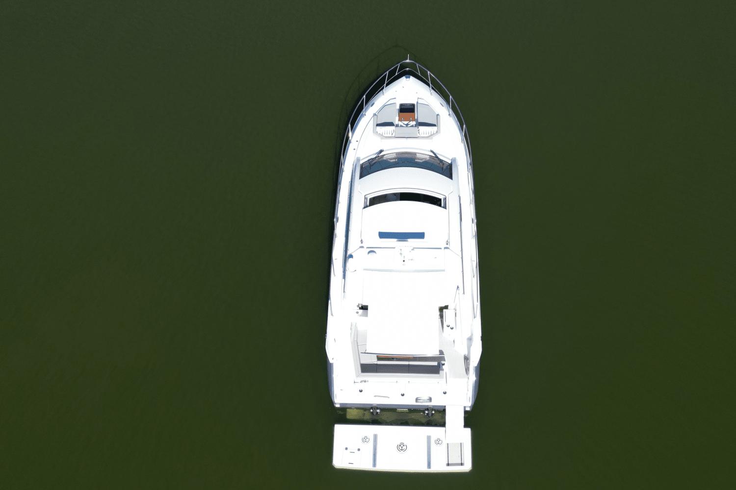 2025-cruisers-yachts-46-cantius-power-9554633-970935684-0-141120241438-3