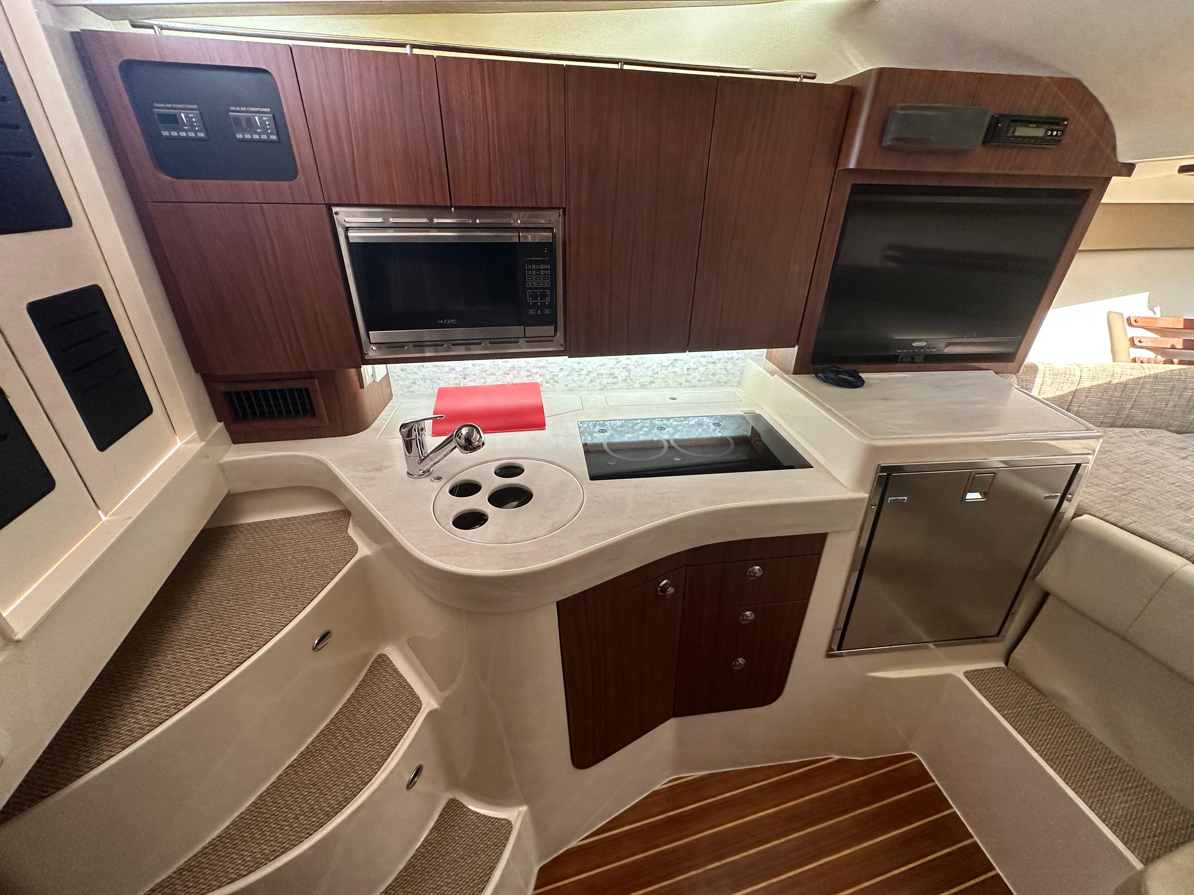 CHUM Yacht Brokers Of Annapolis CHUM Yacht Brokers Of Annapolis