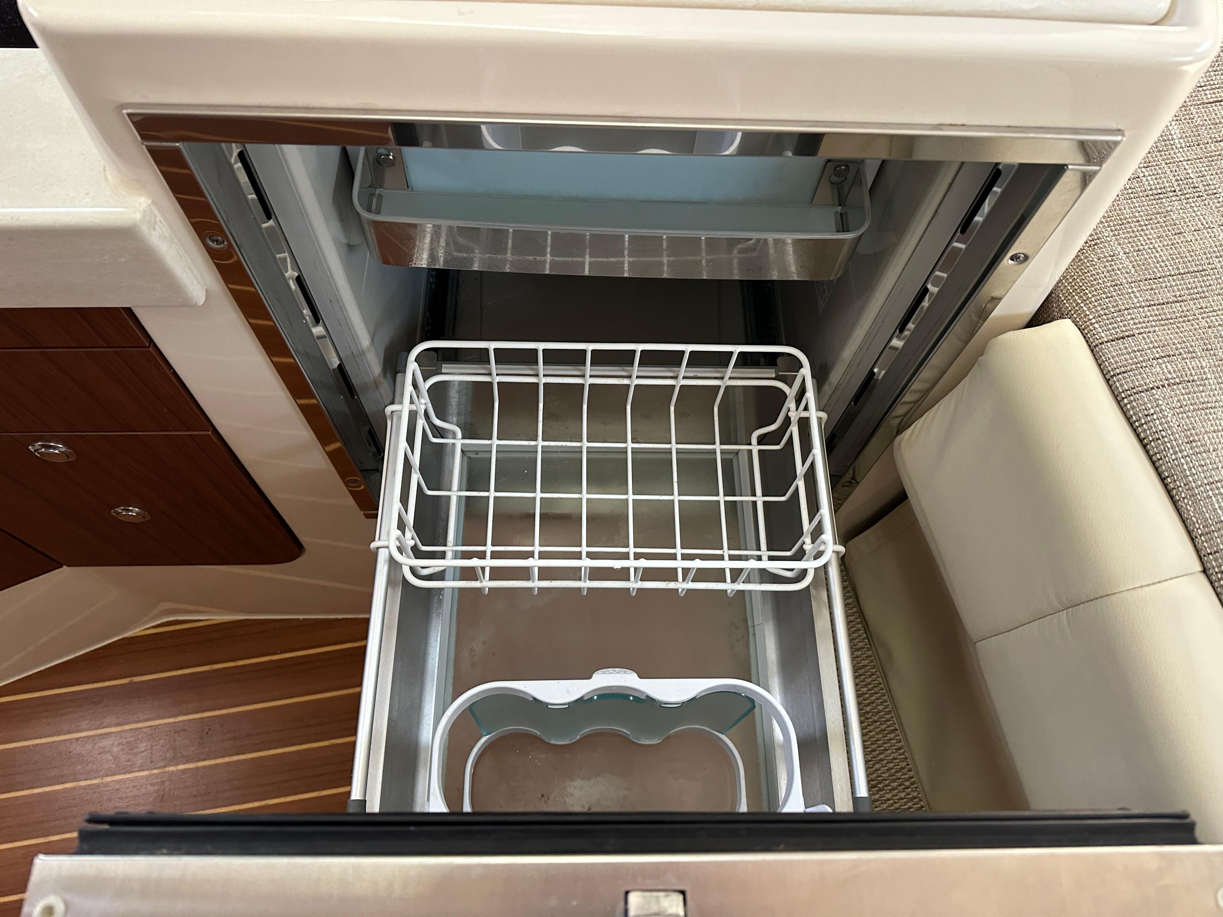 CHUM Yacht Brokers Of Annapolis CHUM Yacht Brokers Of Annapolis