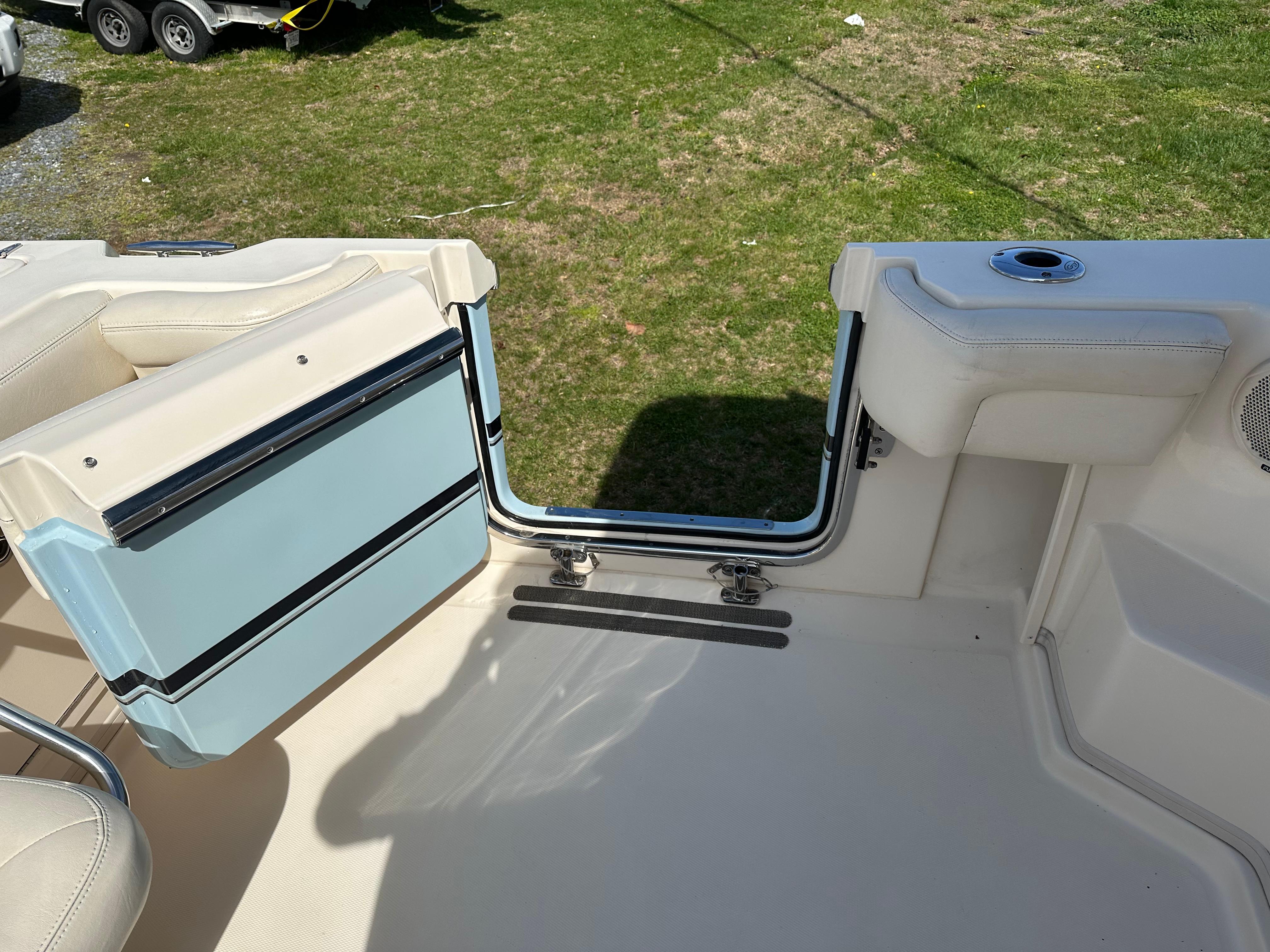 CHUM Yacht Brokers Of Annapolis CHUM Yacht Brokers Of Annapolis