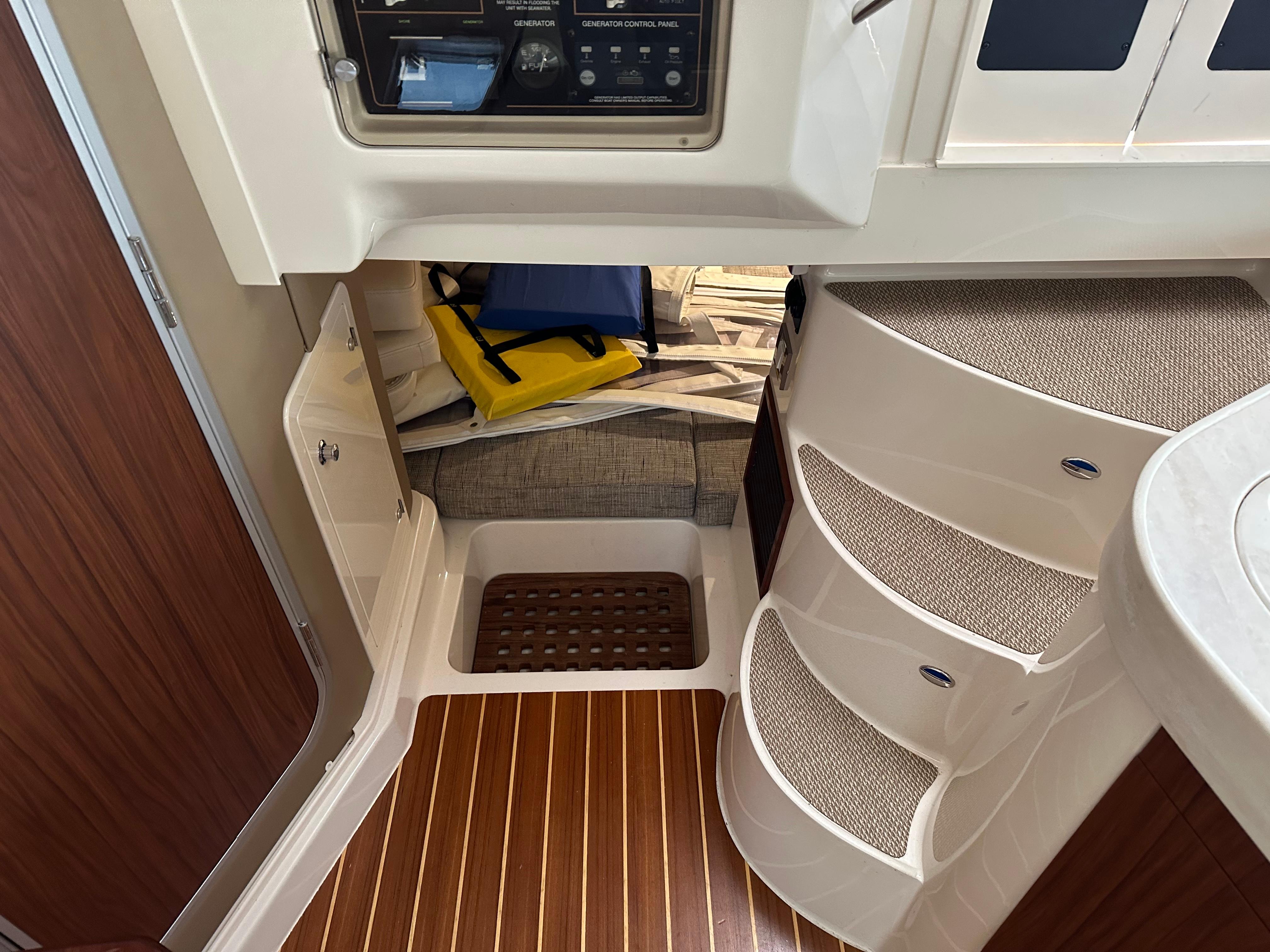 CHUM Yacht Brokers Of Annapolis CHUM Yacht Brokers Of Annapolis