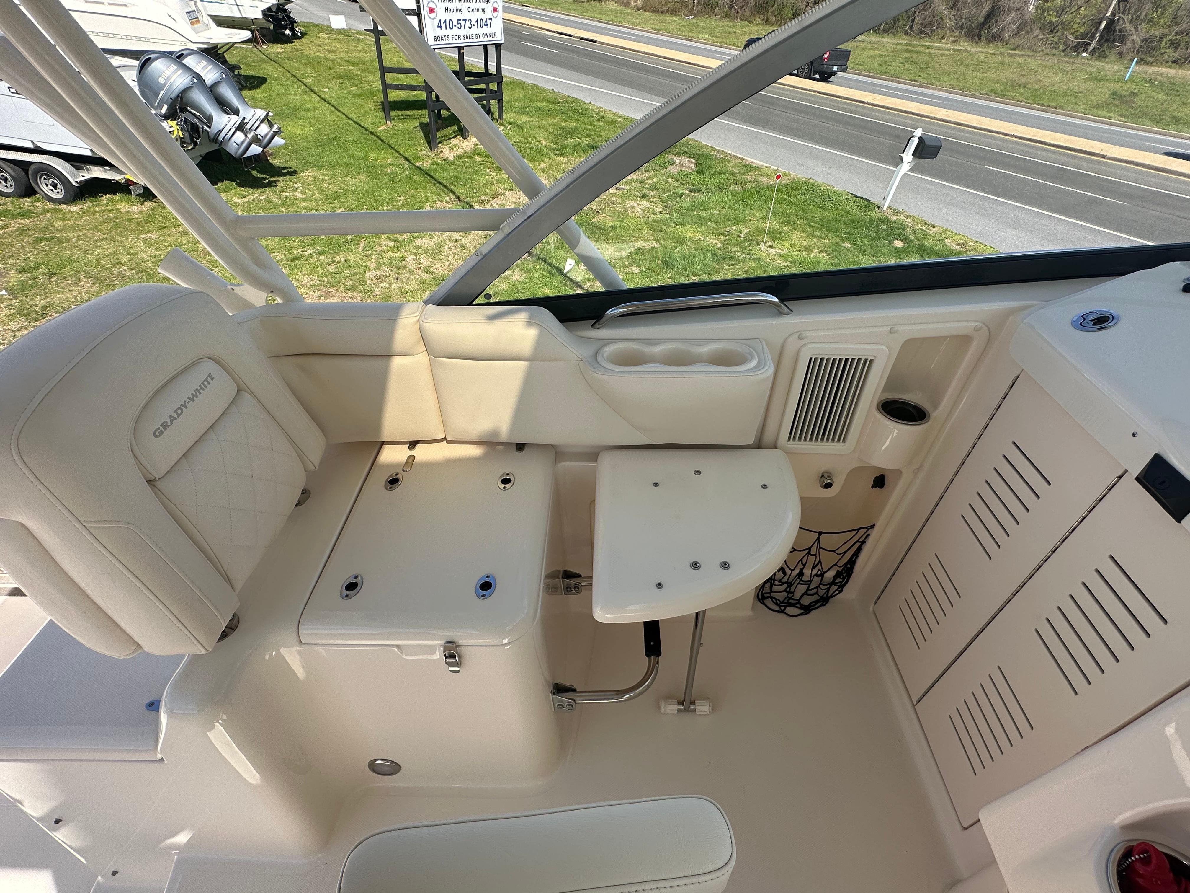 CHUM Yacht Brokers Of Annapolis CHUM Yacht Brokers Of Annapolis