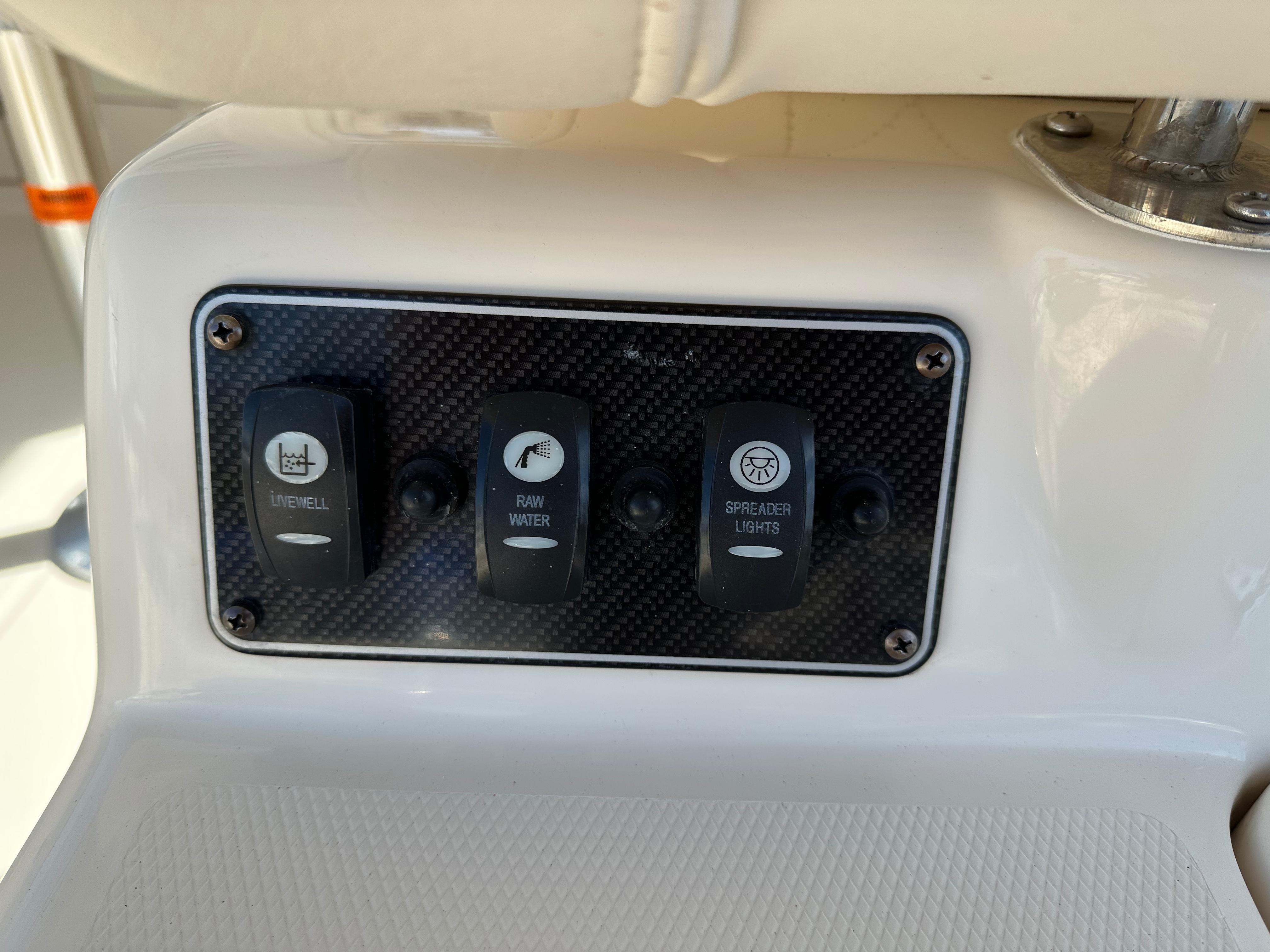 CHUM Yacht Brokers Of Annapolis CHUM Yacht Brokers Of Annapolis