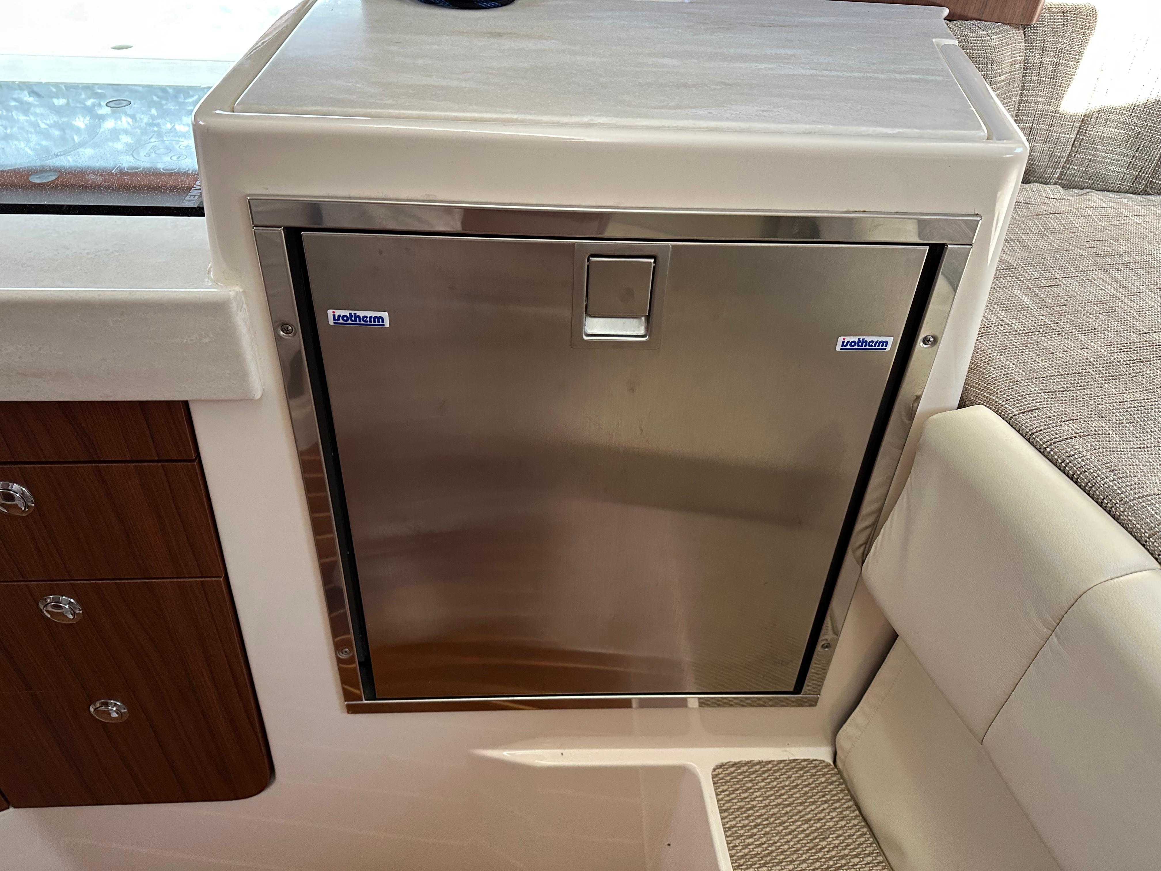 CHUM Yacht Brokers Of Annapolis CHUM Yacht Brokers Of Annapolis