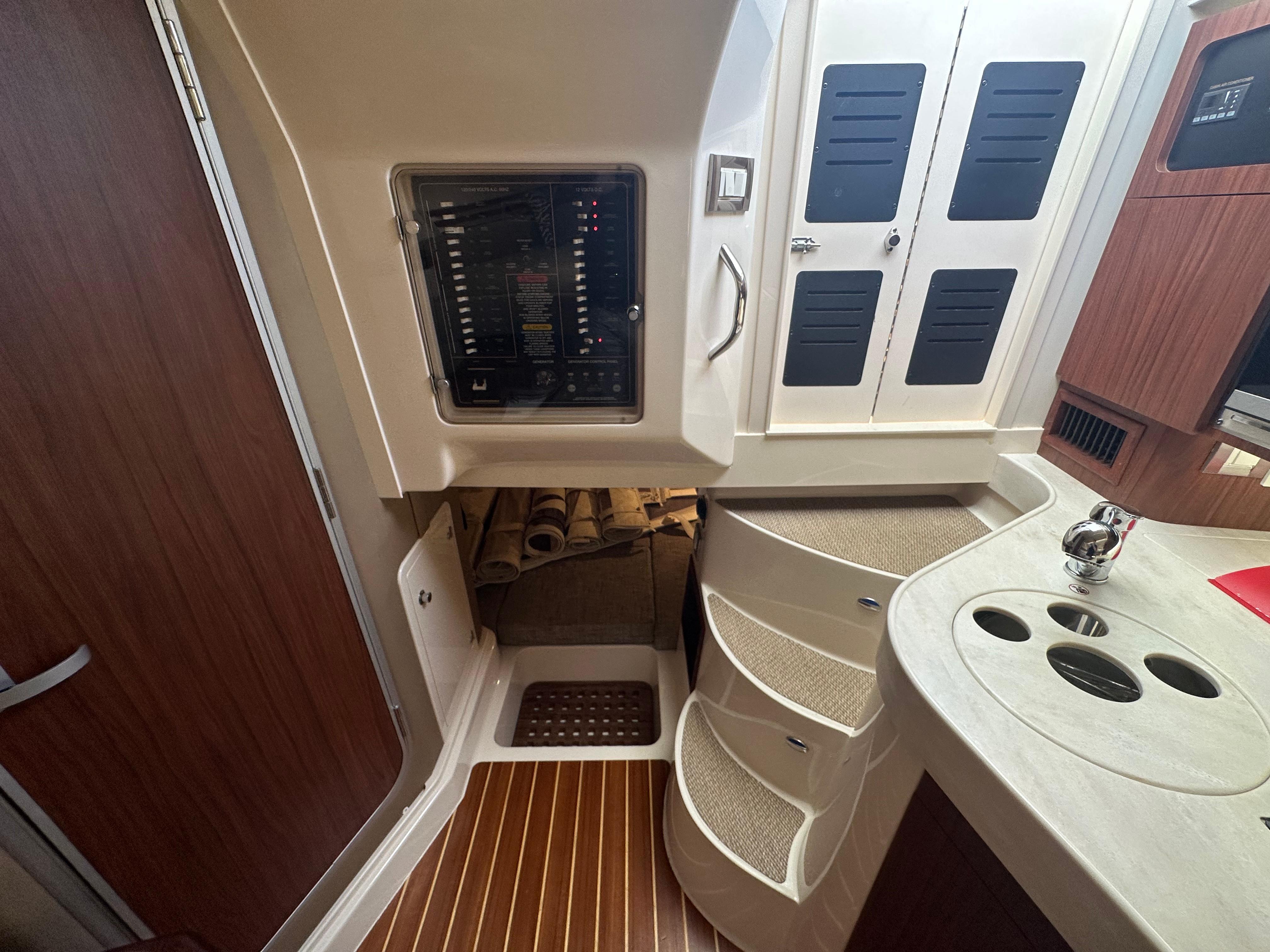 CHUM Yacht Brokers Of Annapolis CHUM Yacht Brokers Of Annapolis