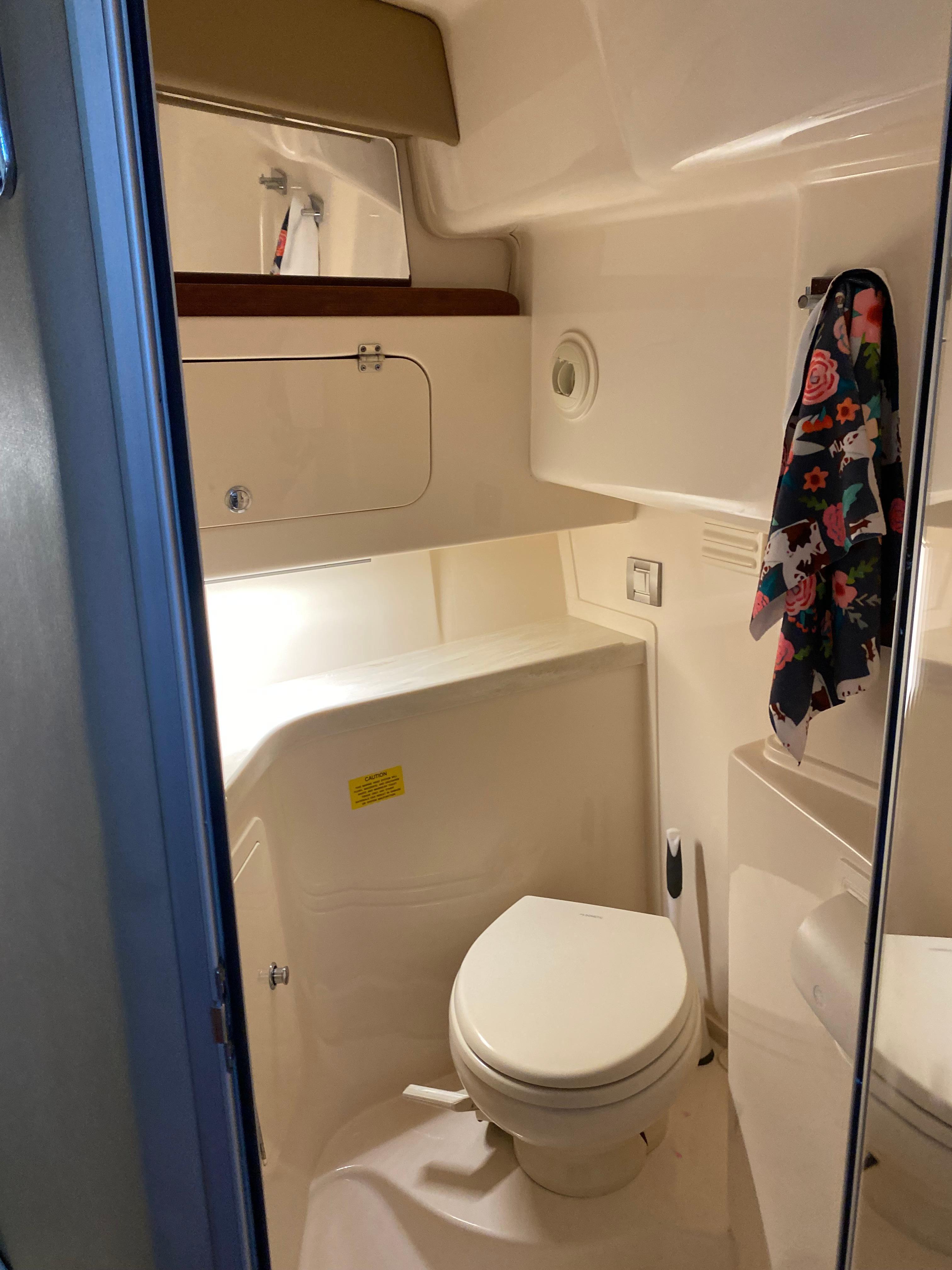 CHUM Yacht Brokers Of Annapolis CHUM Yacht Brokers Of Annapolis