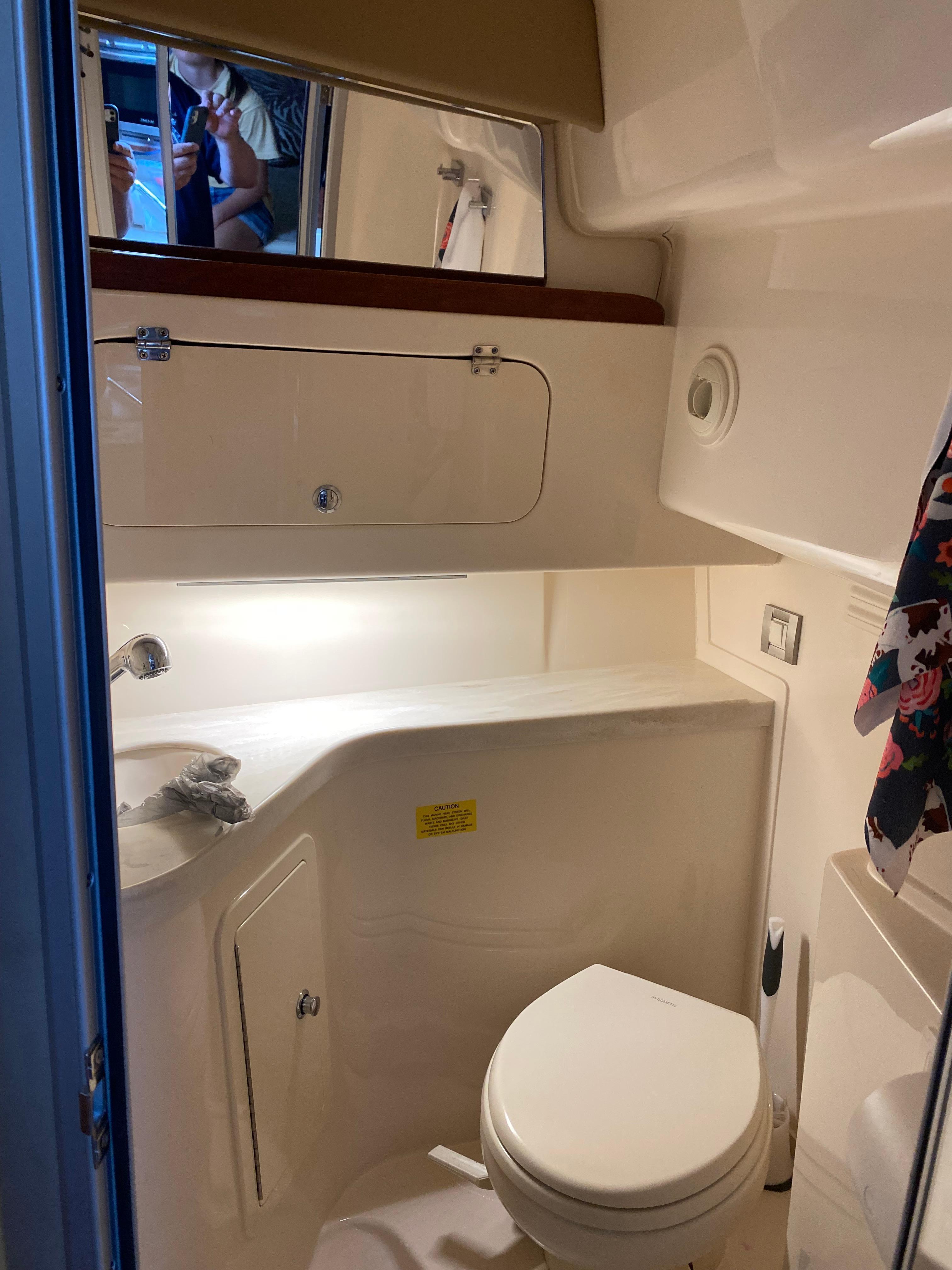 CHUM Yacht Brokers Of Annapolis CHUM Yacht Brokers Of Annapolis