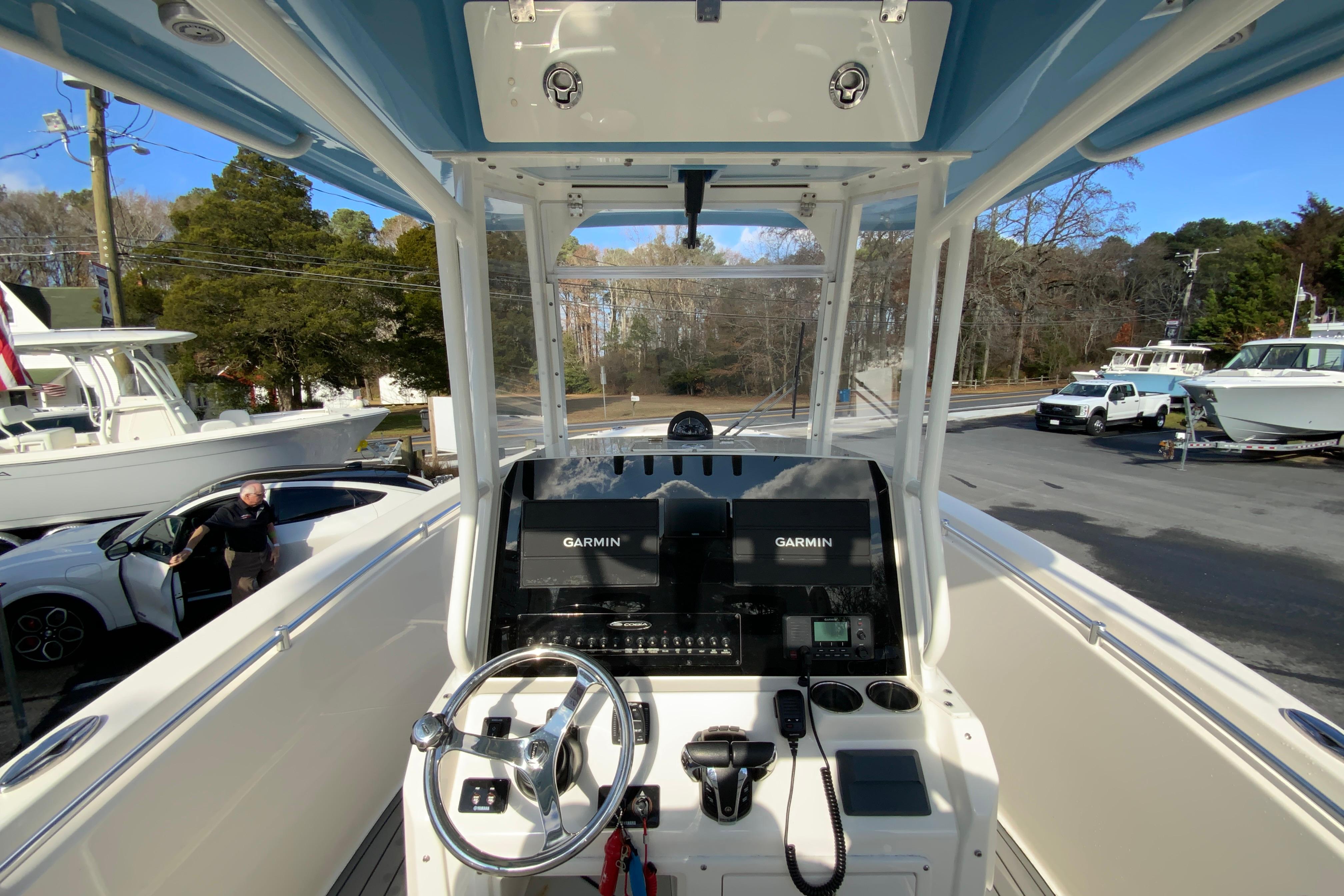 2022 Cobia 280 Center Console-11