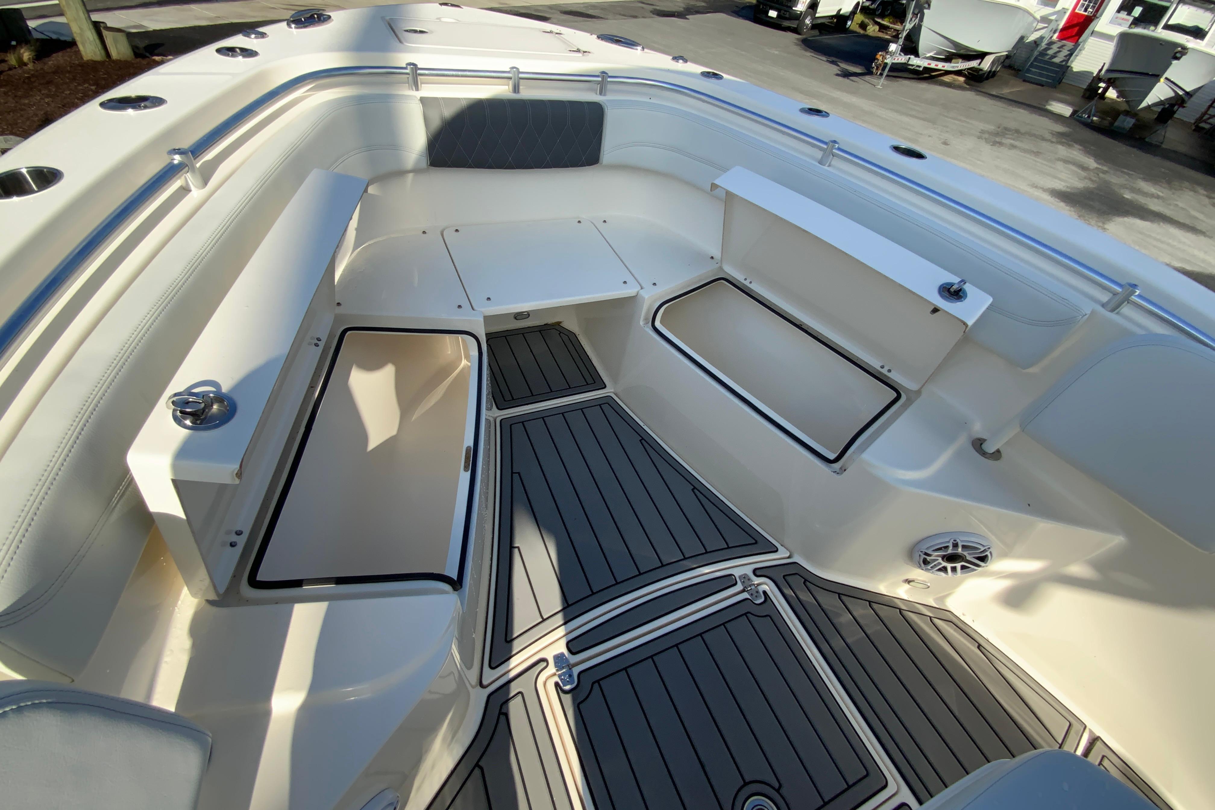 2022 Cobia 280 Center Console-22