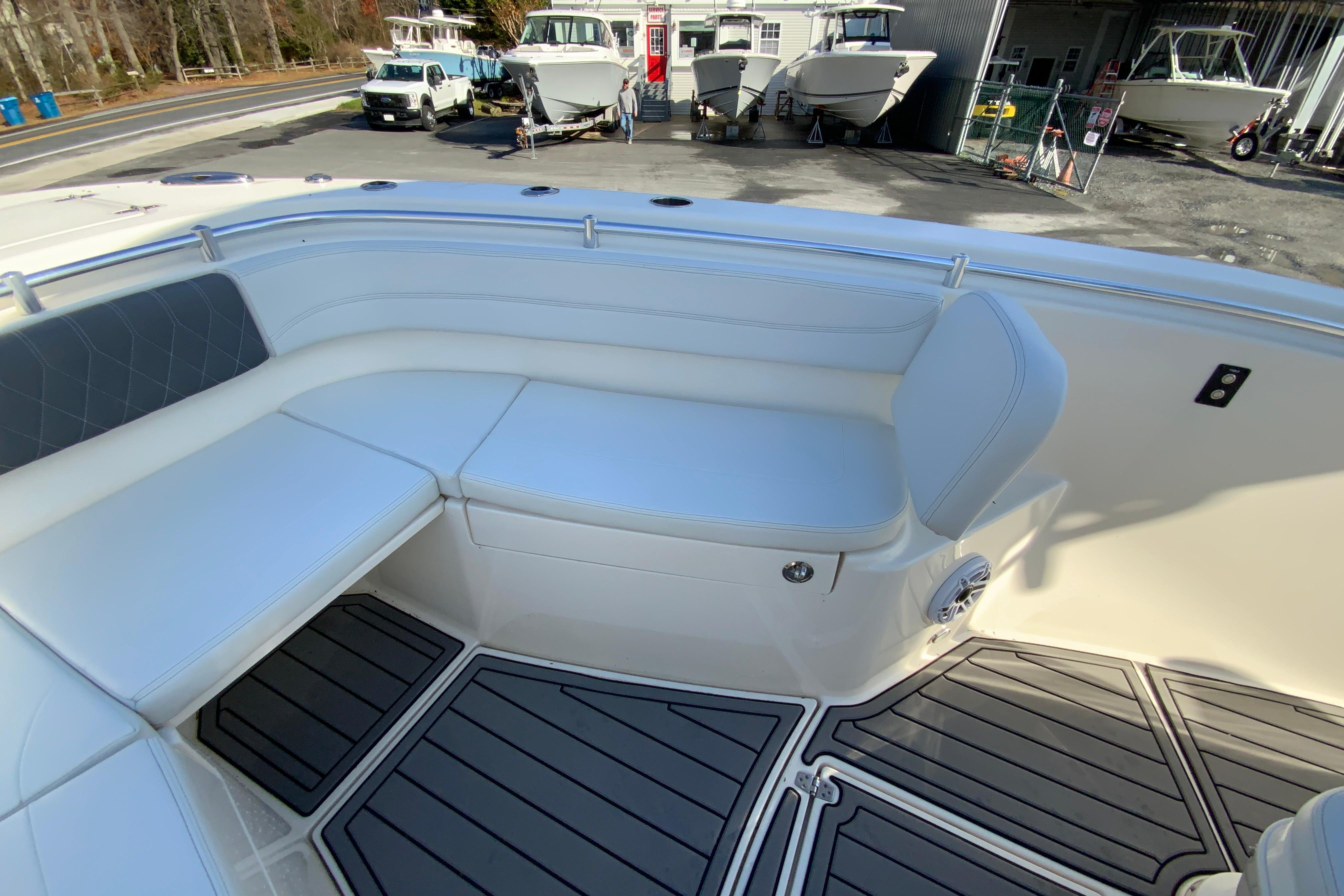 2022 Cobia 280 Center Console-27