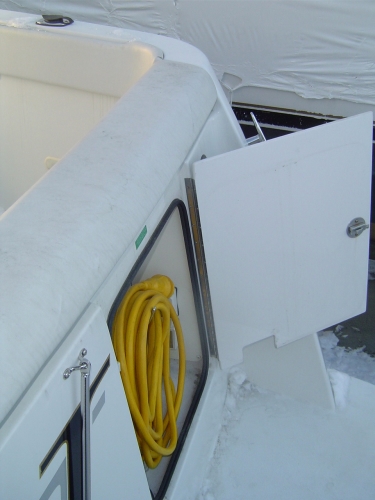 Transom Power Cord Storage and Outlet