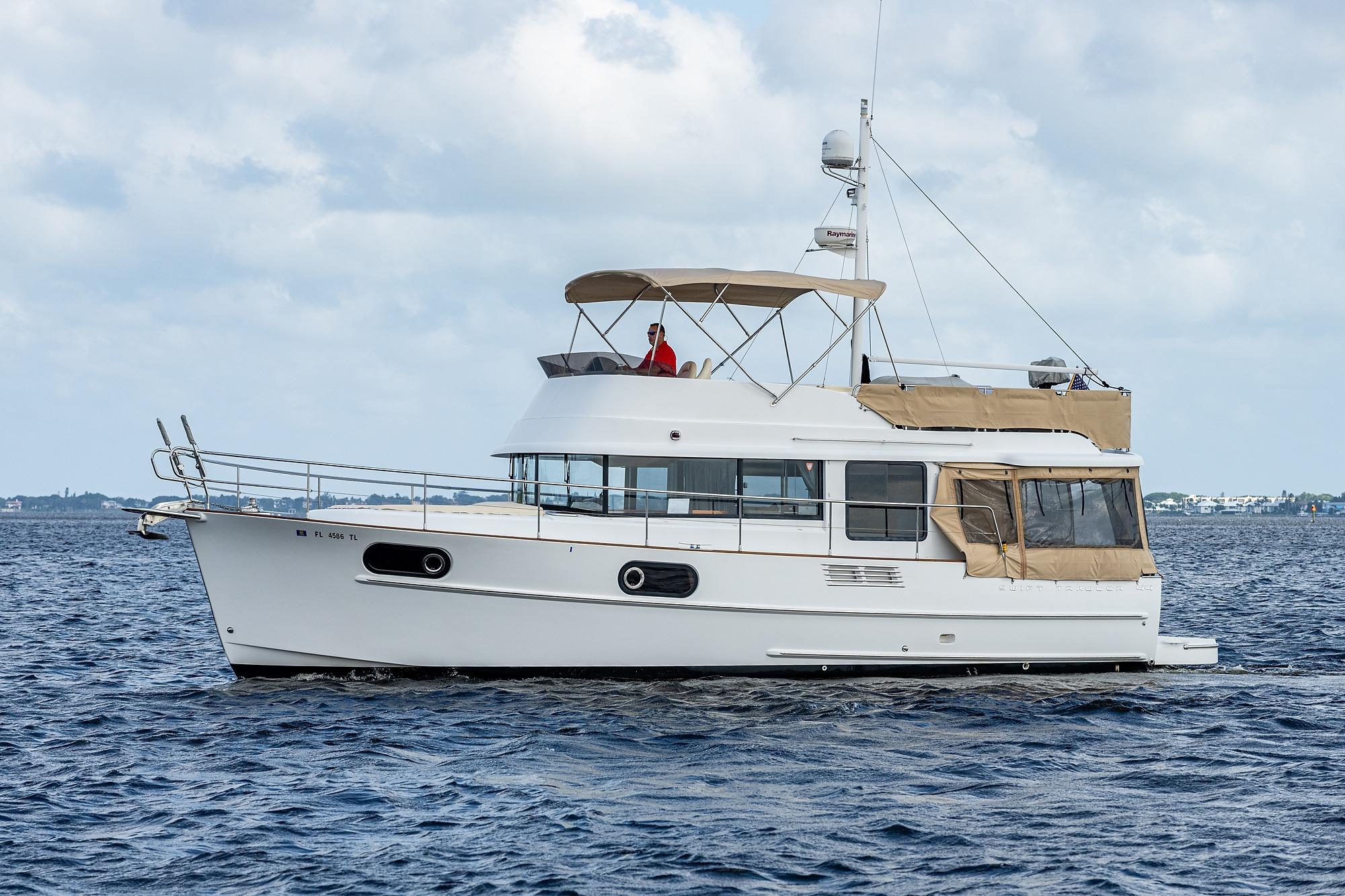 2014 Beneteau Swift Trawler 44
