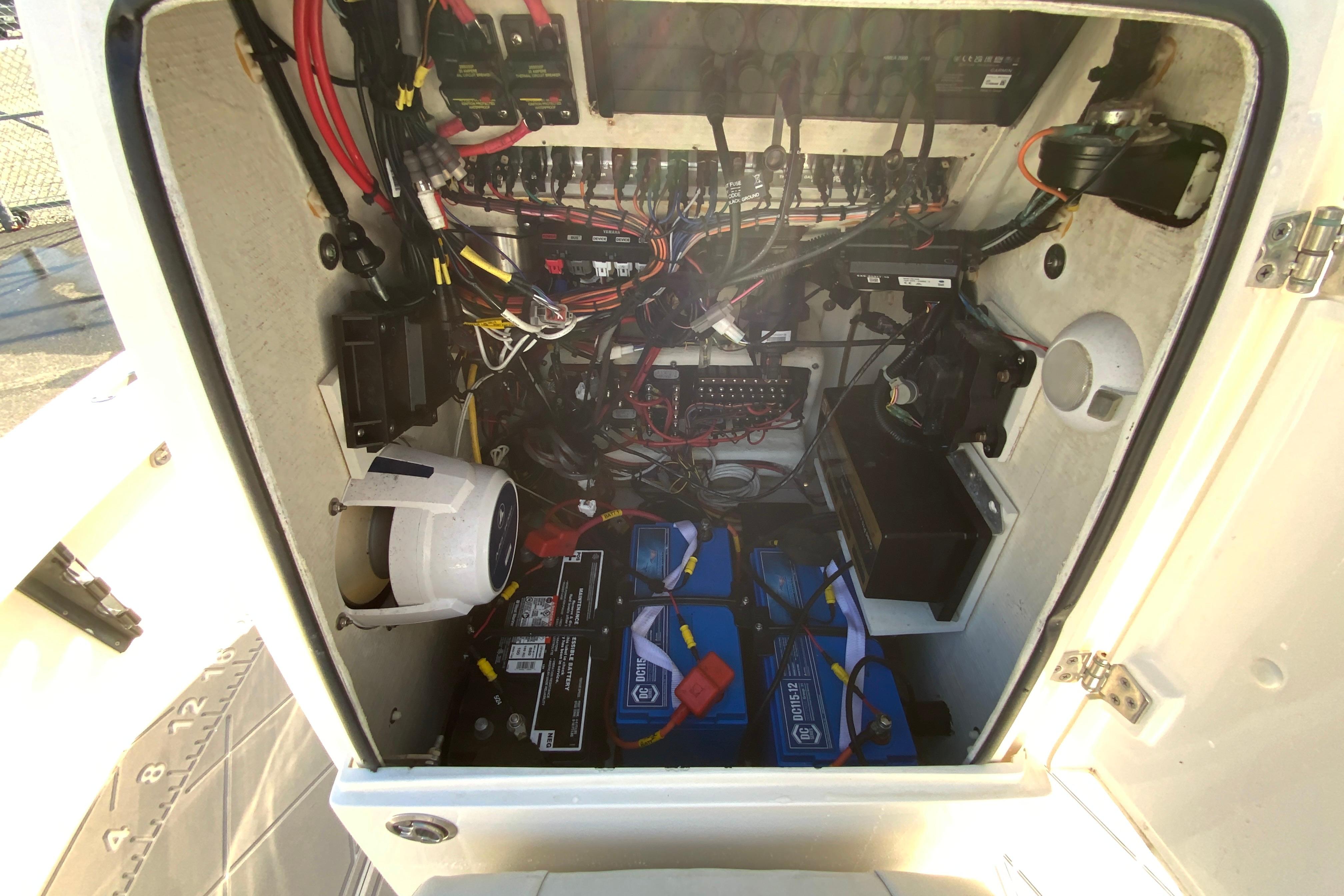 2023 Pathfinder 2300 HPS-30