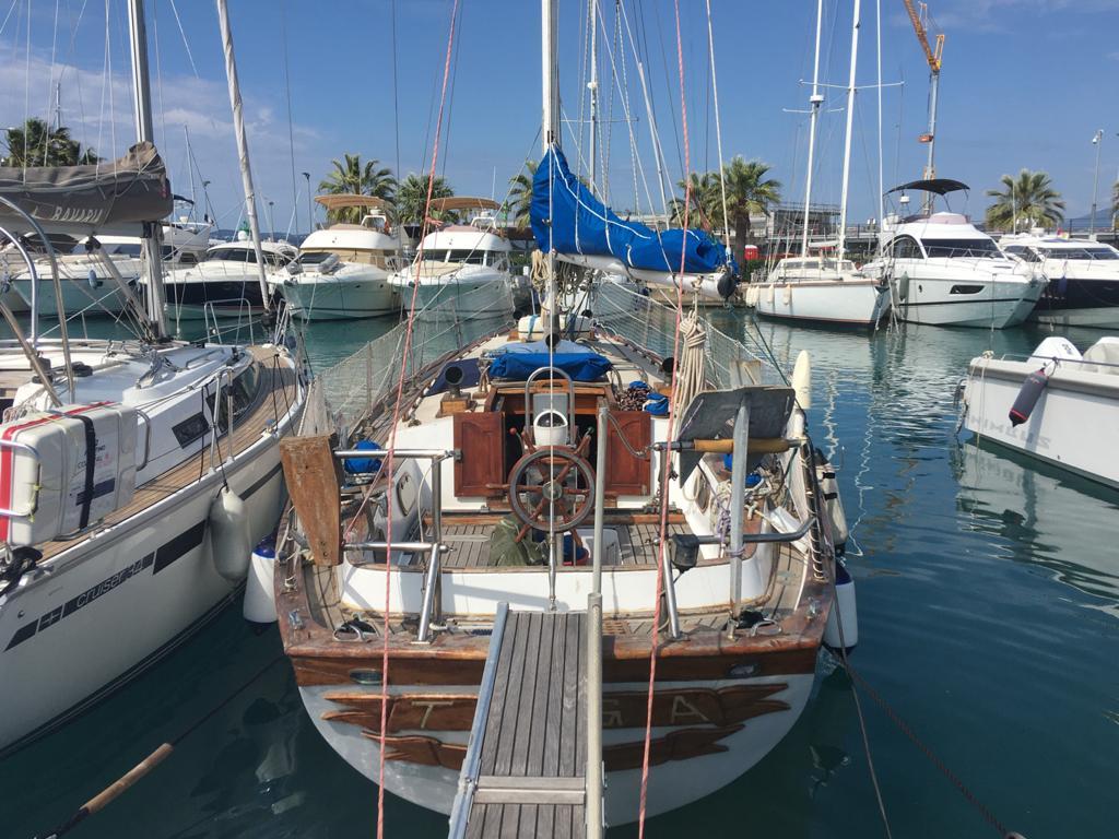 Perry 41  Network Yacht Brokers Antibes