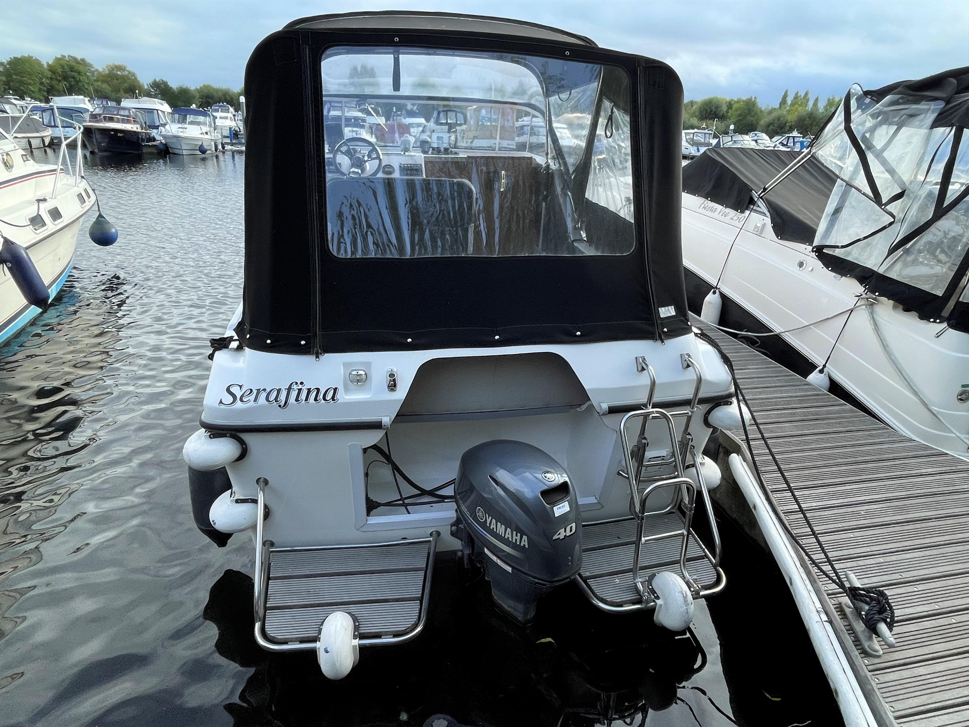 2018 Viking 24 WIDE BEAM