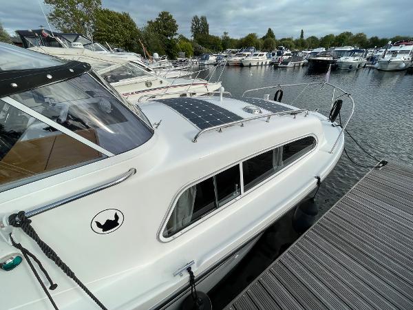 2018 Viking 24 WIDE BEAM