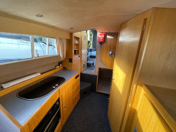 2018 Viking 24 WIDE BEAM