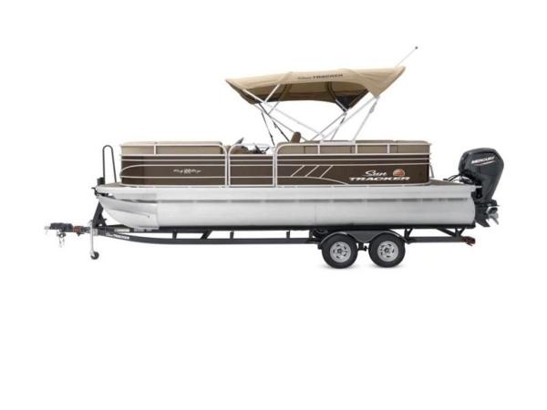 2022 Sun Tracker boat for sale, model of the boat is PARTY BARGE® 22 DLX & Image # 11 of 55