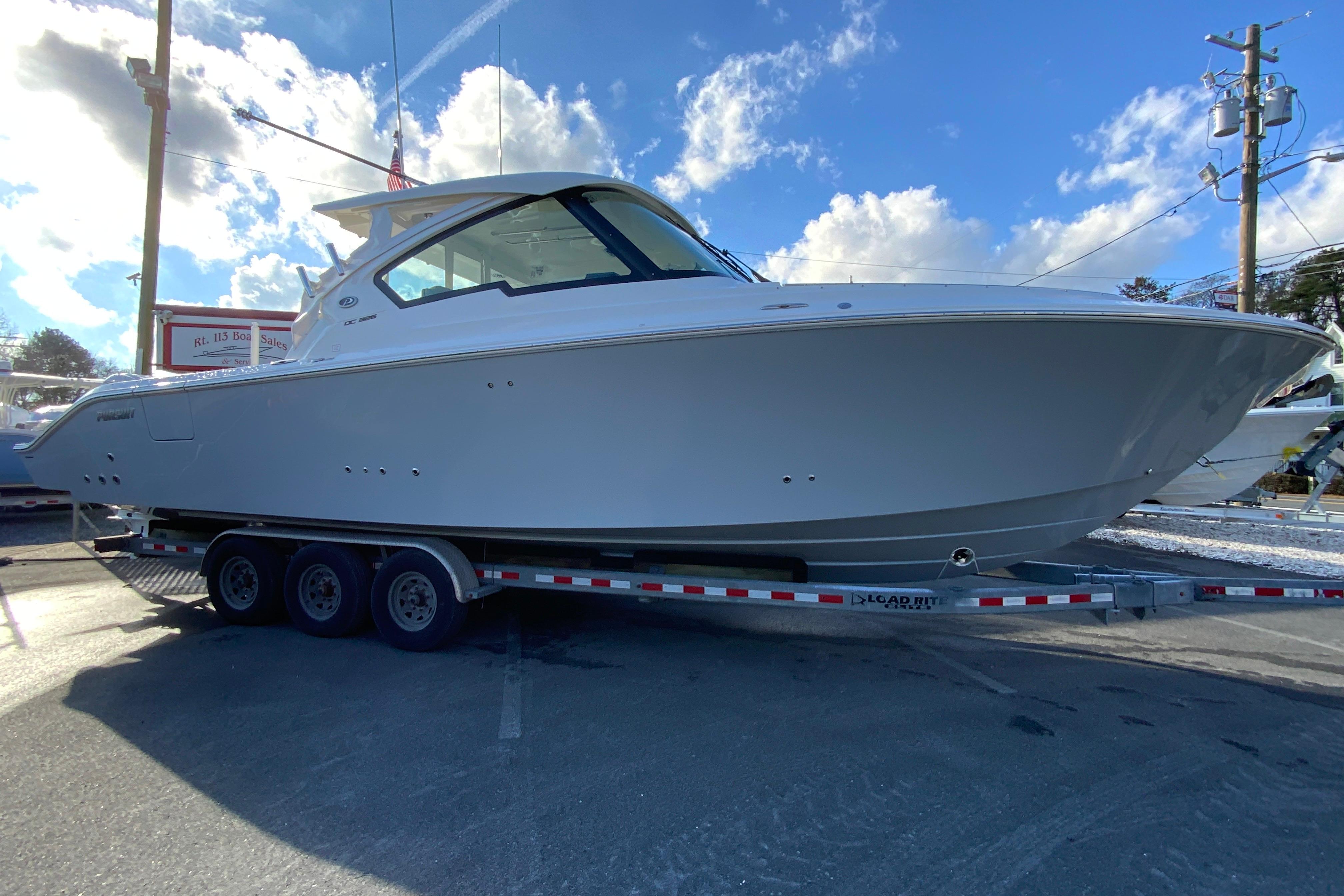 2026 Pursuit DC 326 Dual Console-2