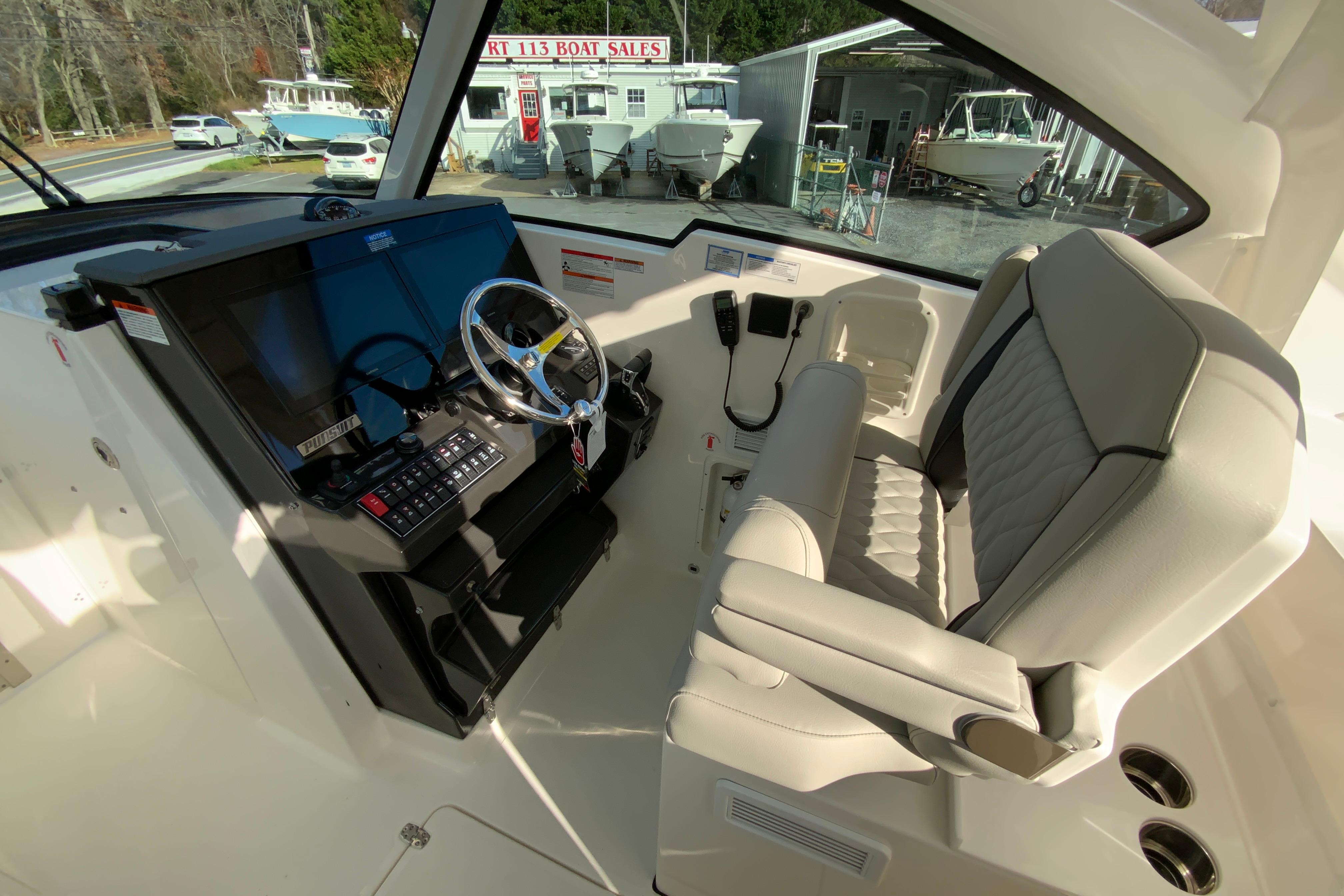 2026 Pursuit DC 326 Dual Console-20