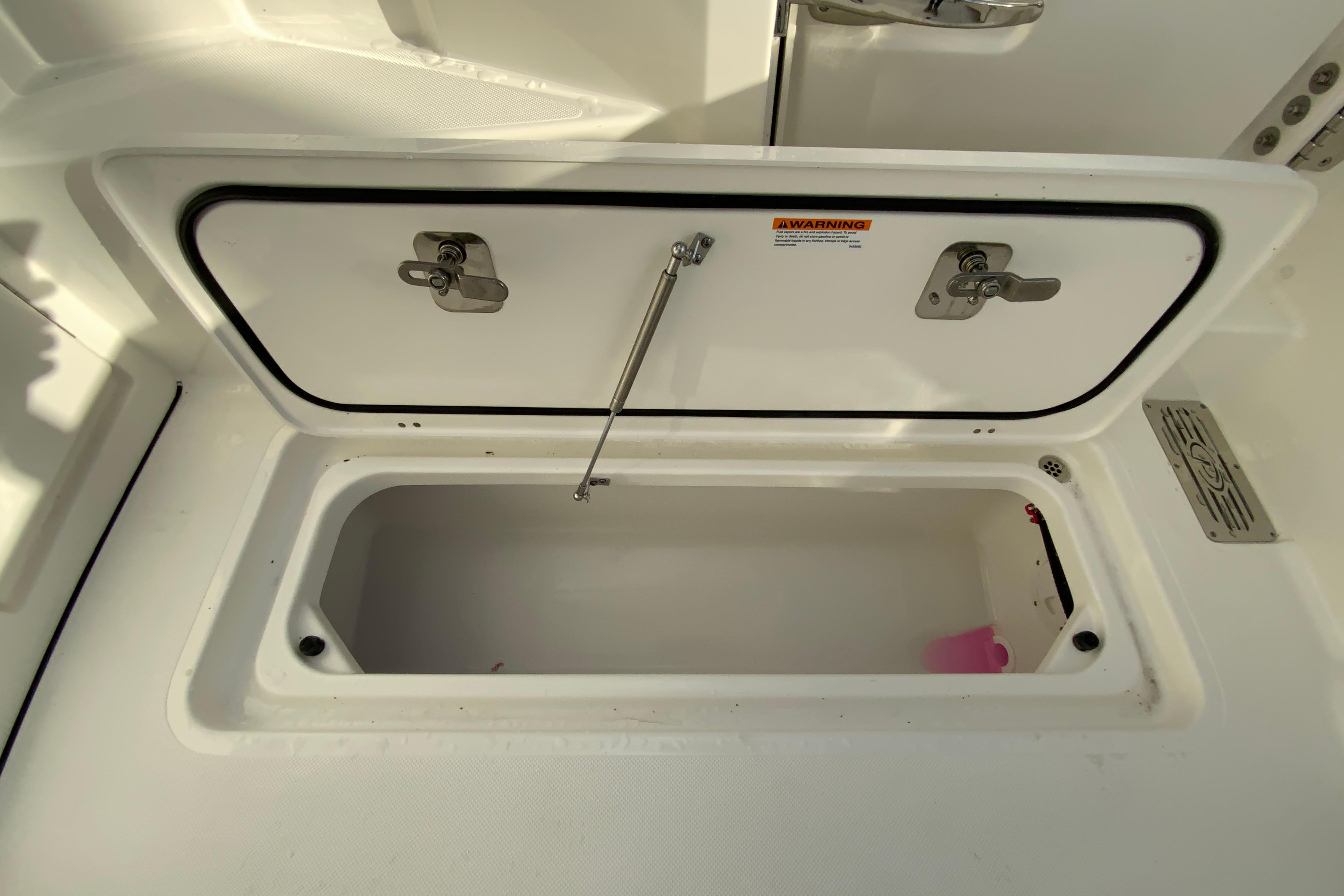 2026 Pursuit DC 326 Dual Console-56