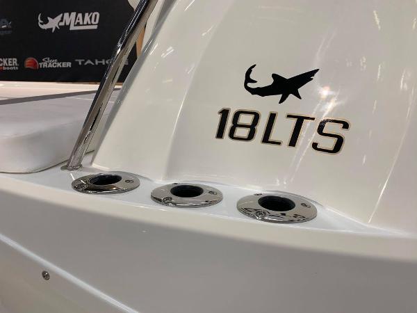 2021 Mako boat for sale, model of the boat is 18 LTS & Image # 11 of 15