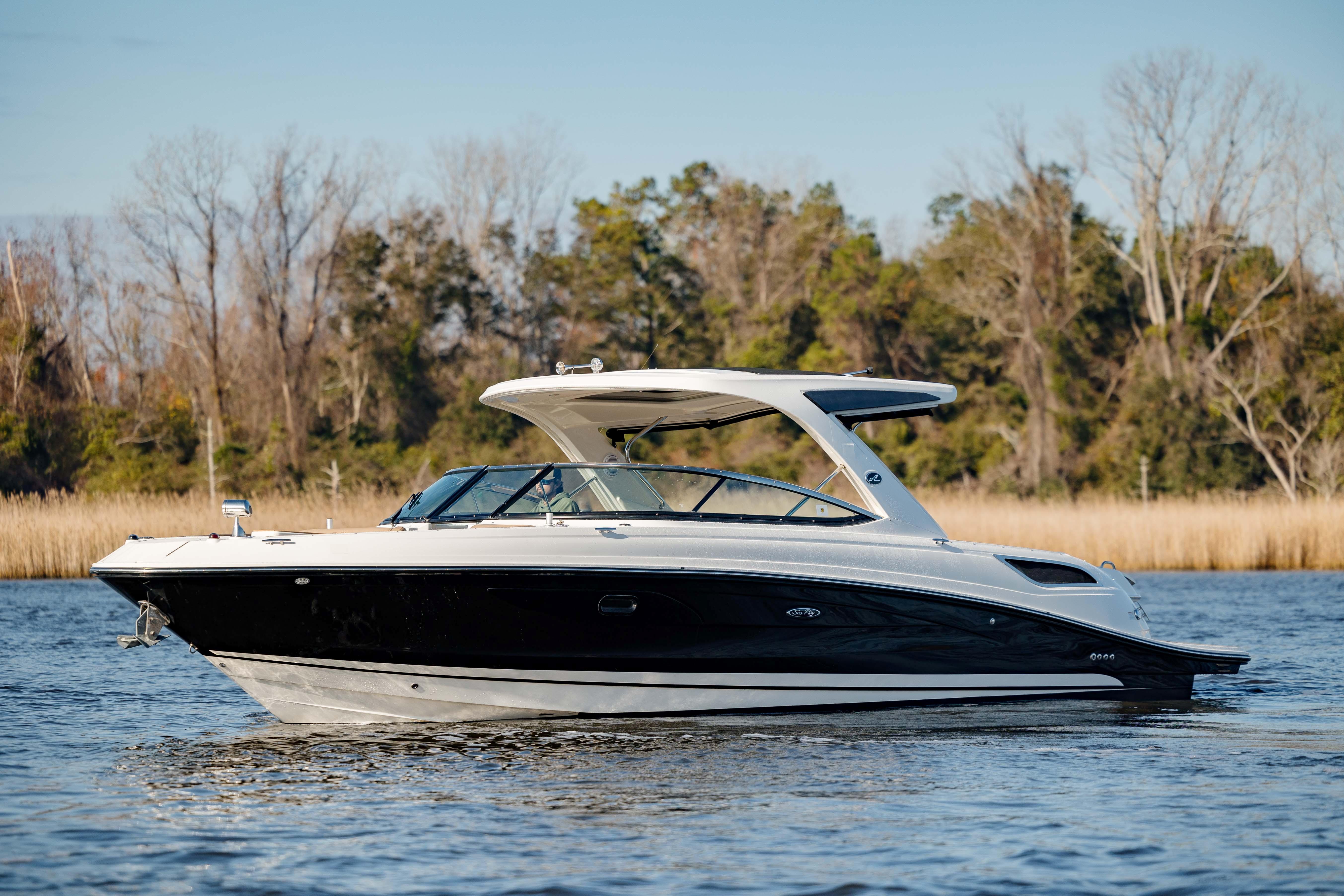2016 Sea Ray 350 SLX