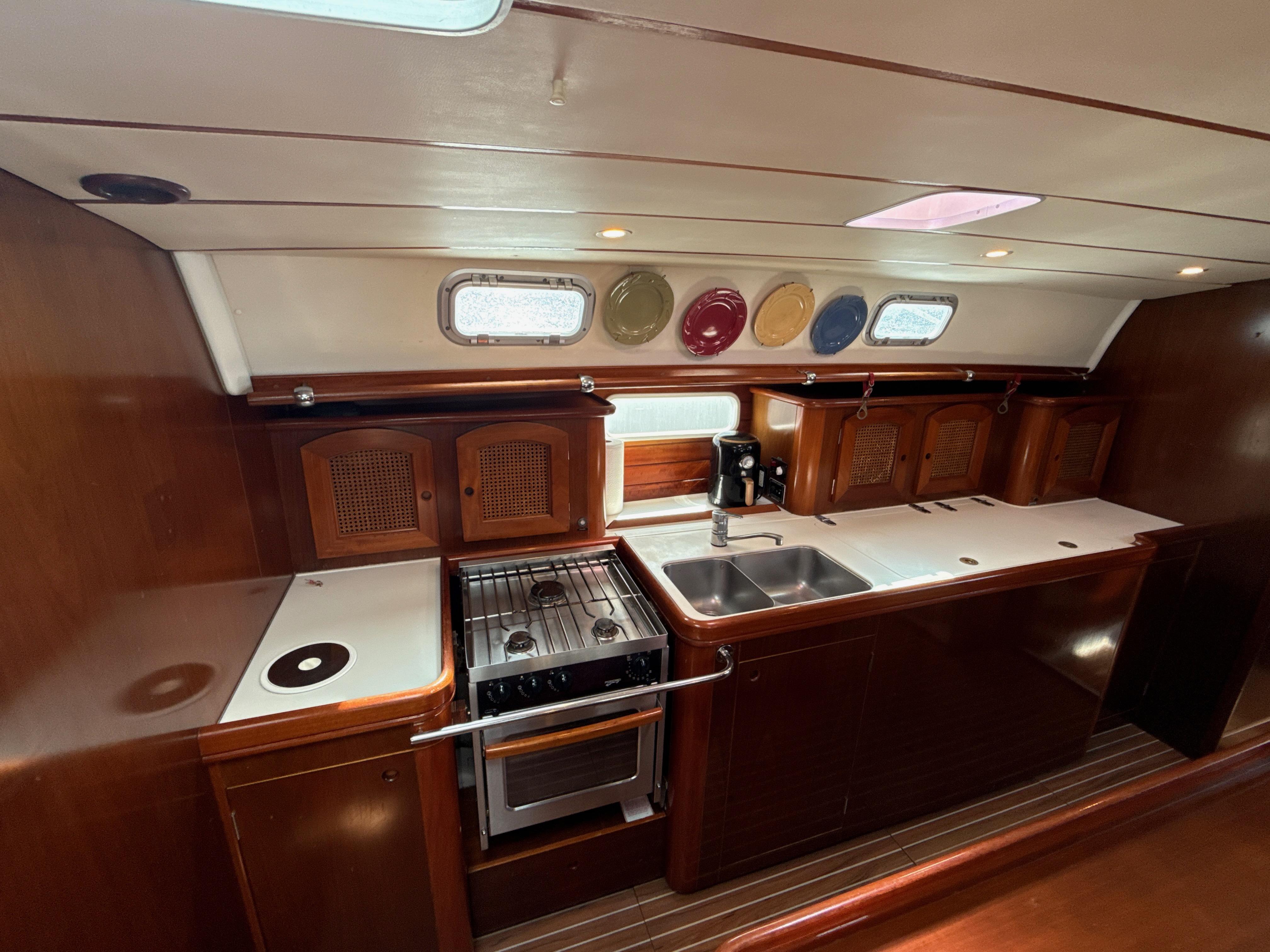 Yacht Photos Pics
