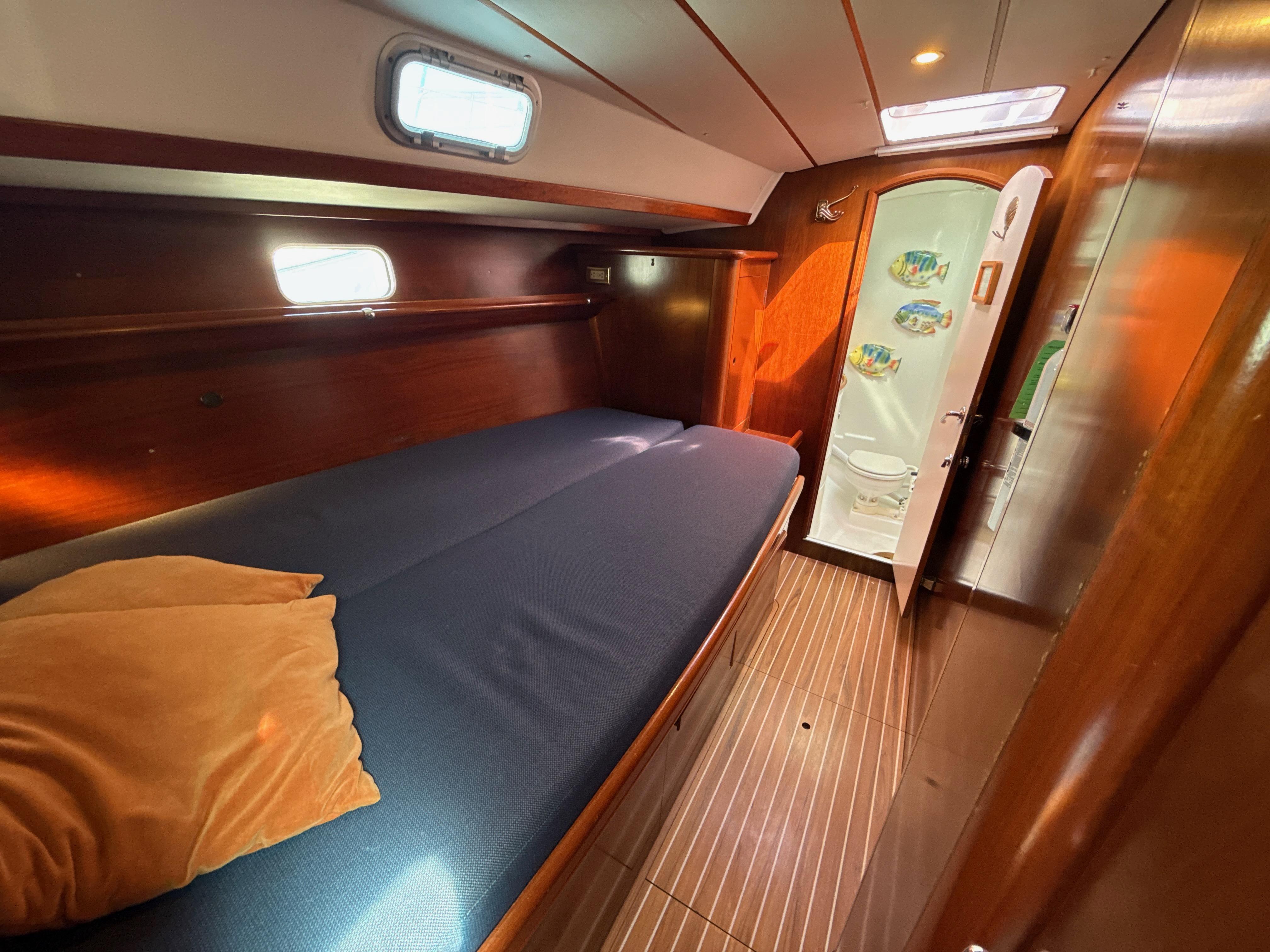 Yacht Photos Pics