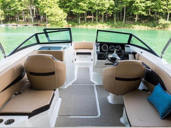2022 Sea Ray boat for sale, model of the boat is SPX 210 & Image # 11 of 17
