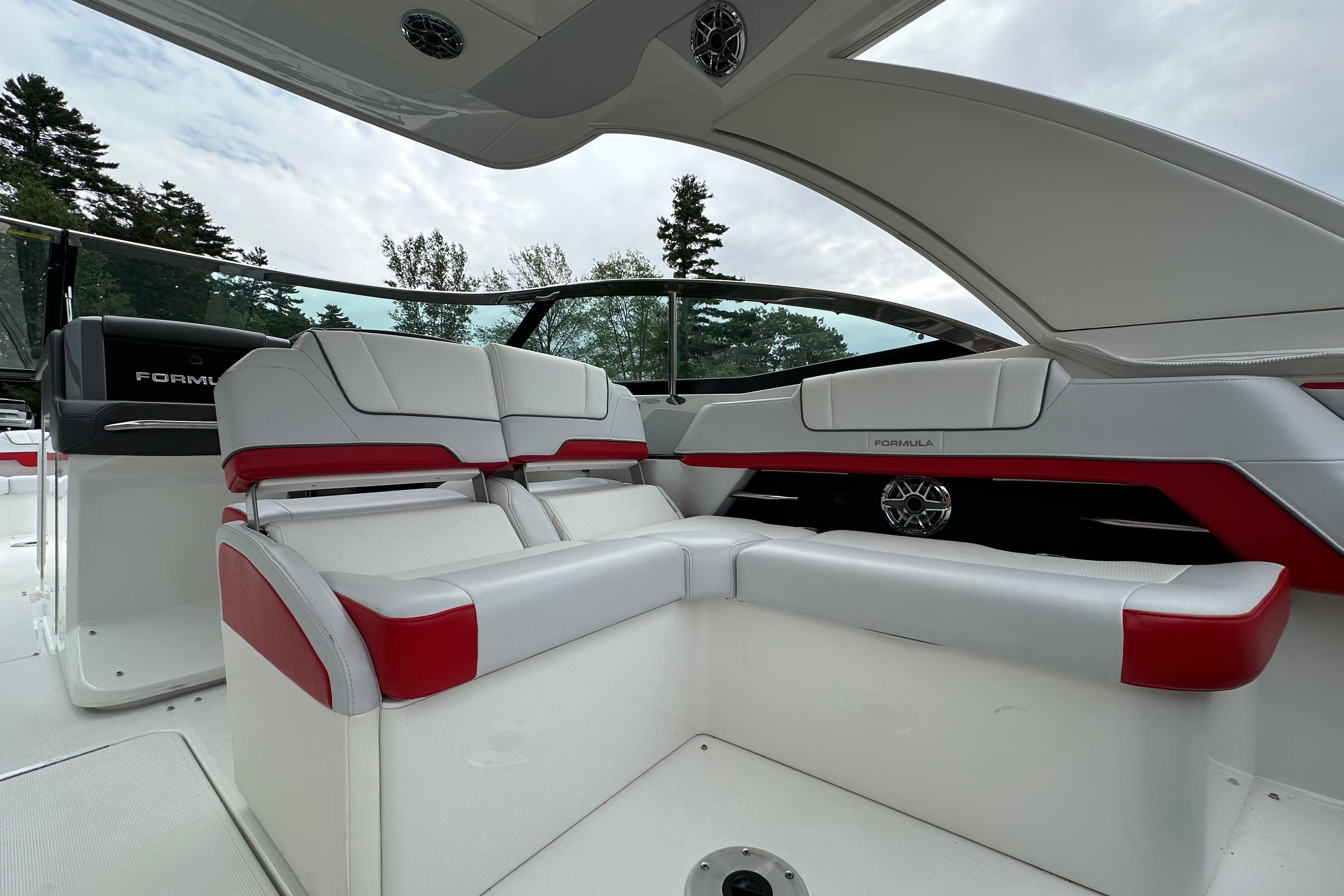 Boat image 26