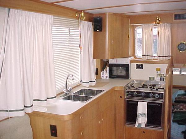 Galley to Starboard