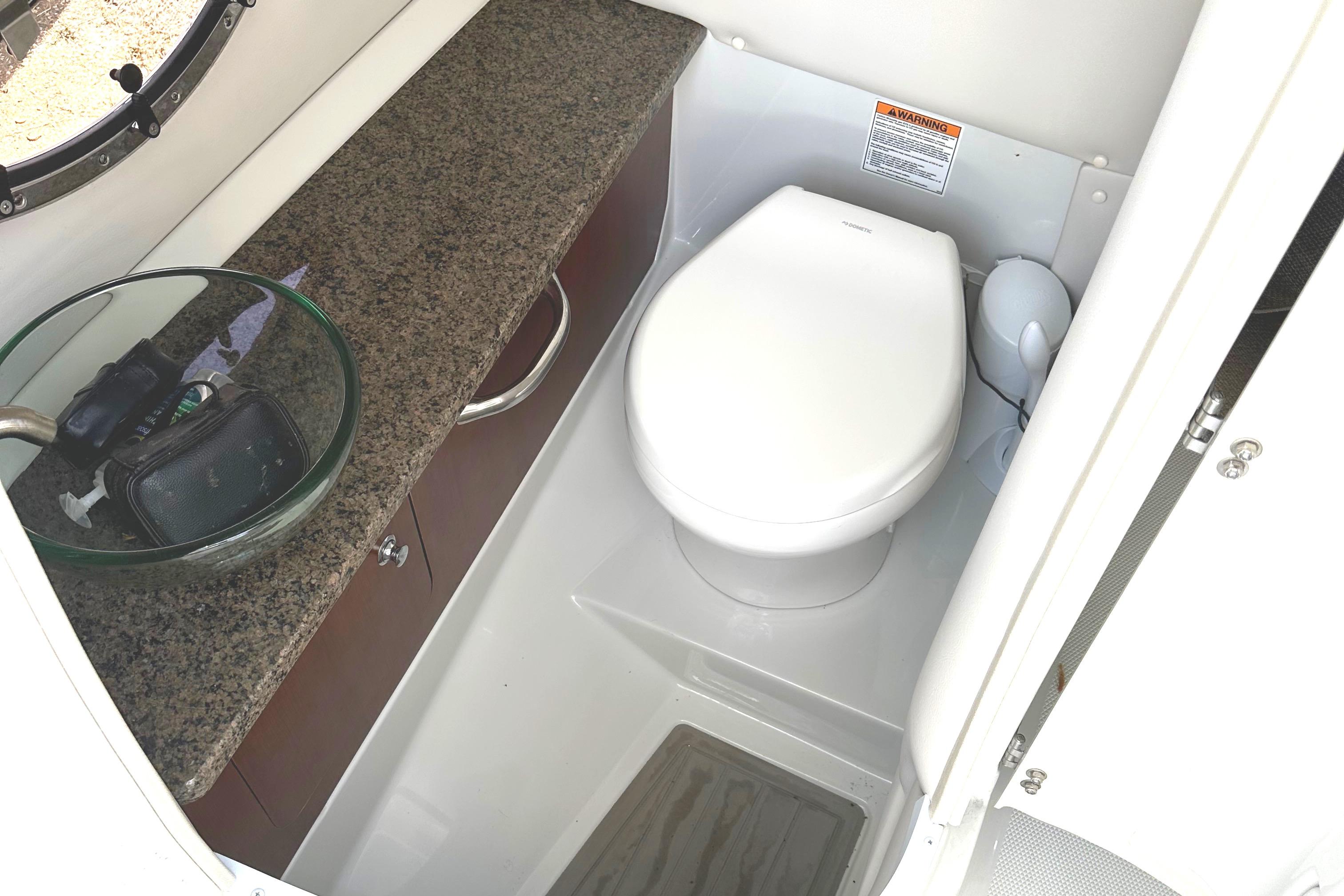 2020-crownline-290-ss-power-9774668-20250428142220964-1_XLARGE