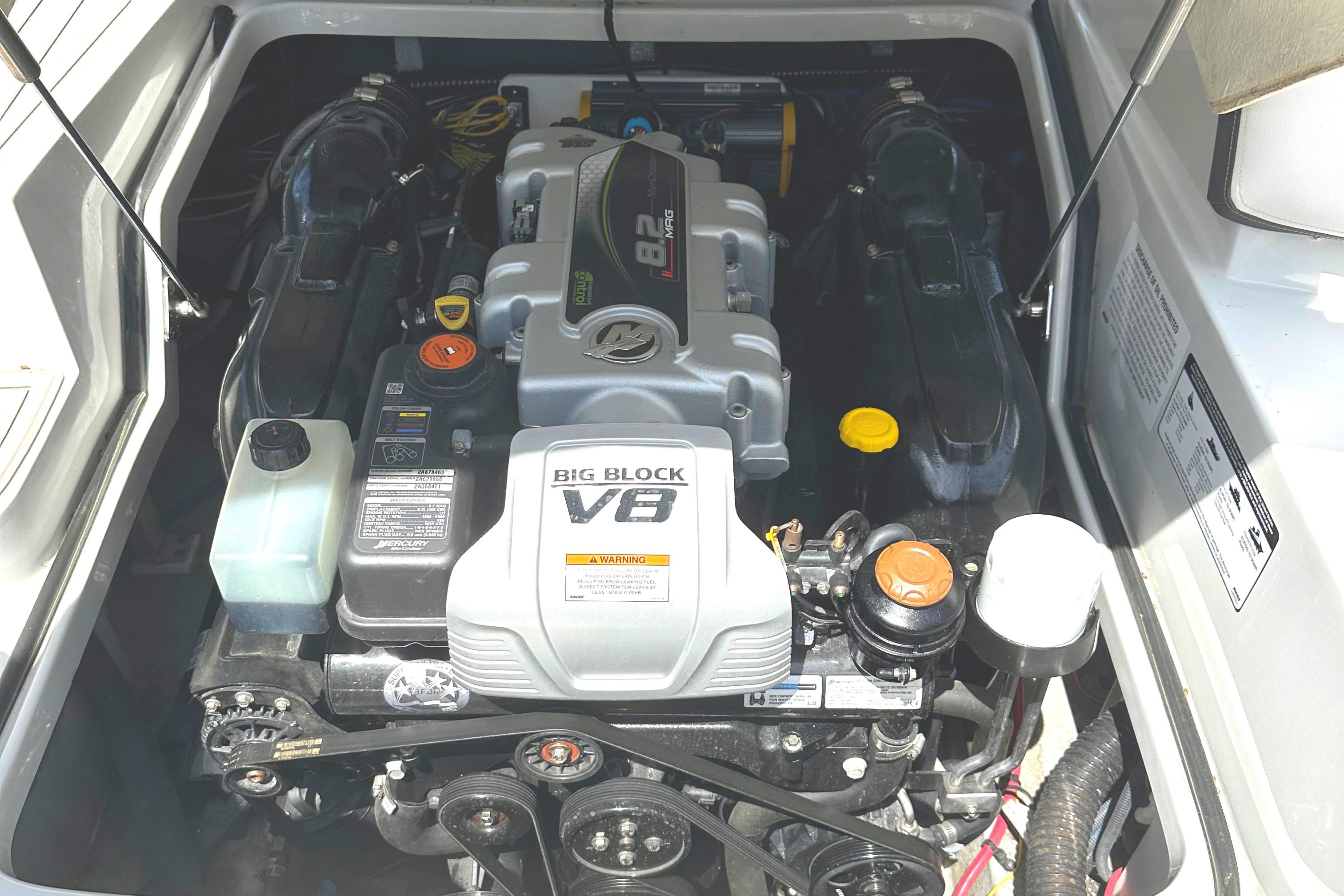 2020-crownline-290-ss-power-9774668-20250428142225116-1_XLARGE