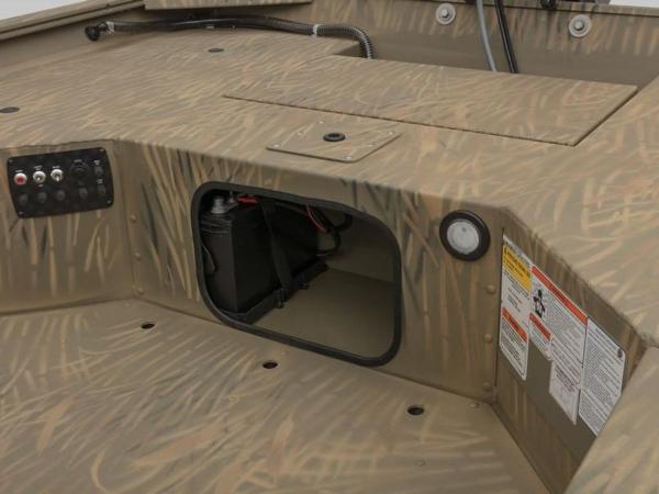 2022 Tracker Boats boat for sale, model of the boat is GRIZZLY® 1654 T Sportsman & Image # 24 of 27