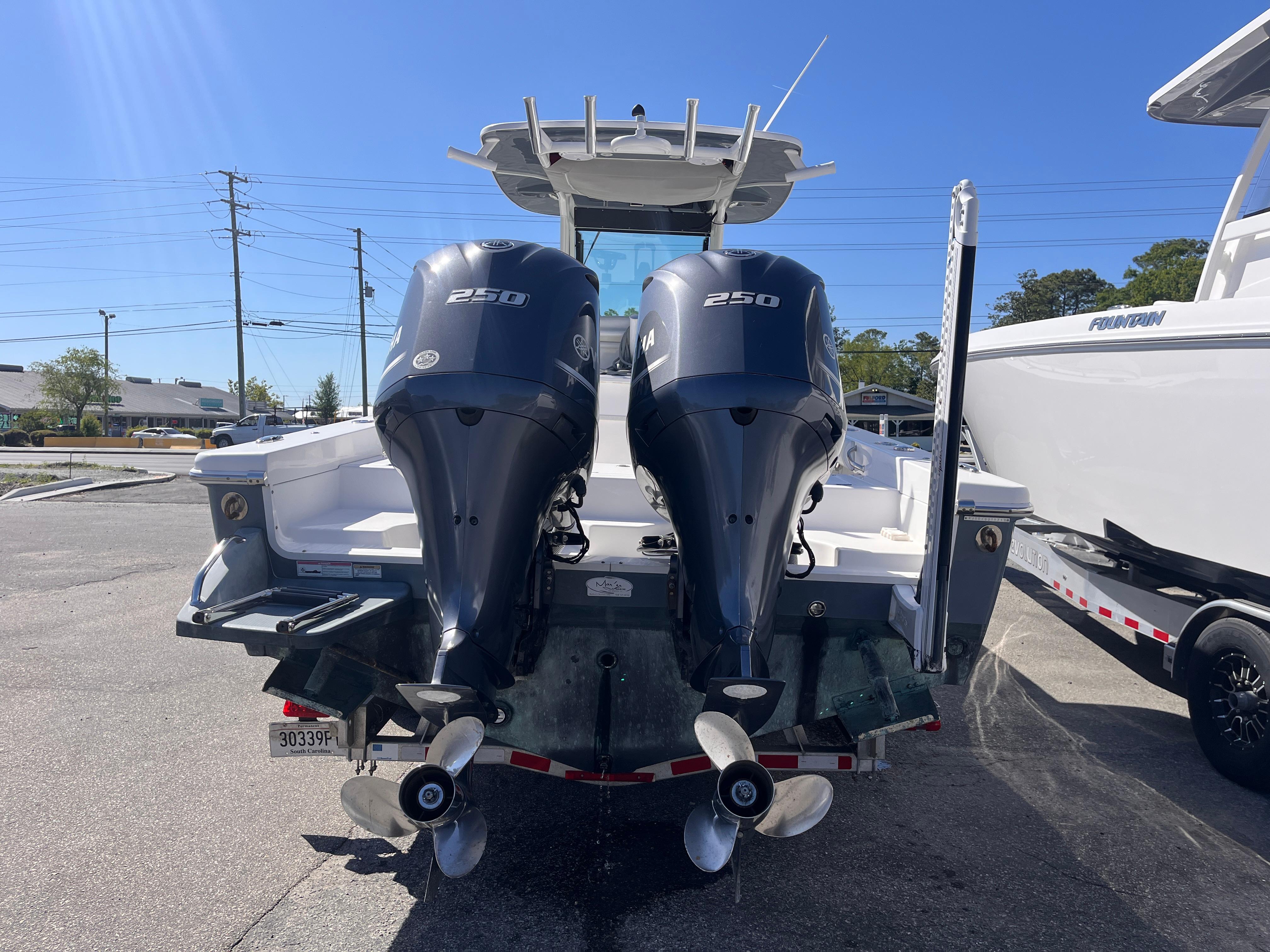2017-everglades-273-center-console-power-9774607-20250428130839829-1_XLARGE