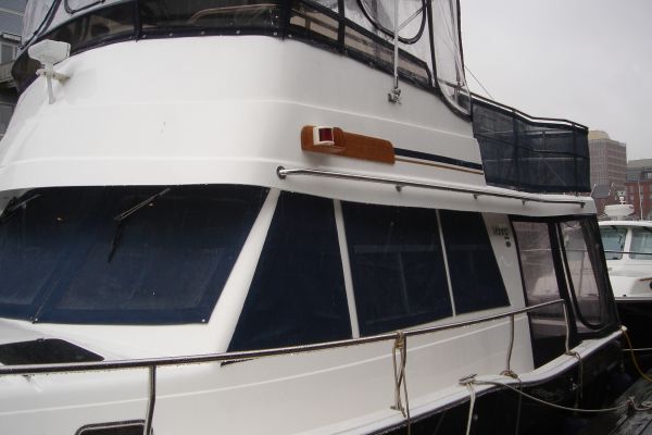 Cockpit enclosure 4