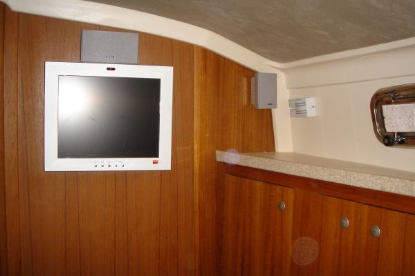 Flat screen TV in fwd cabin