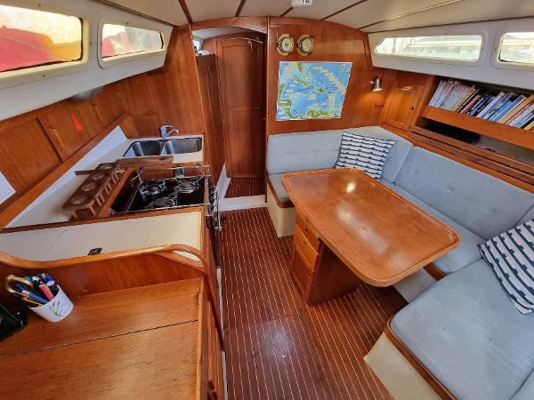35' Maxi, Listing Number 100917145, Image No. 23