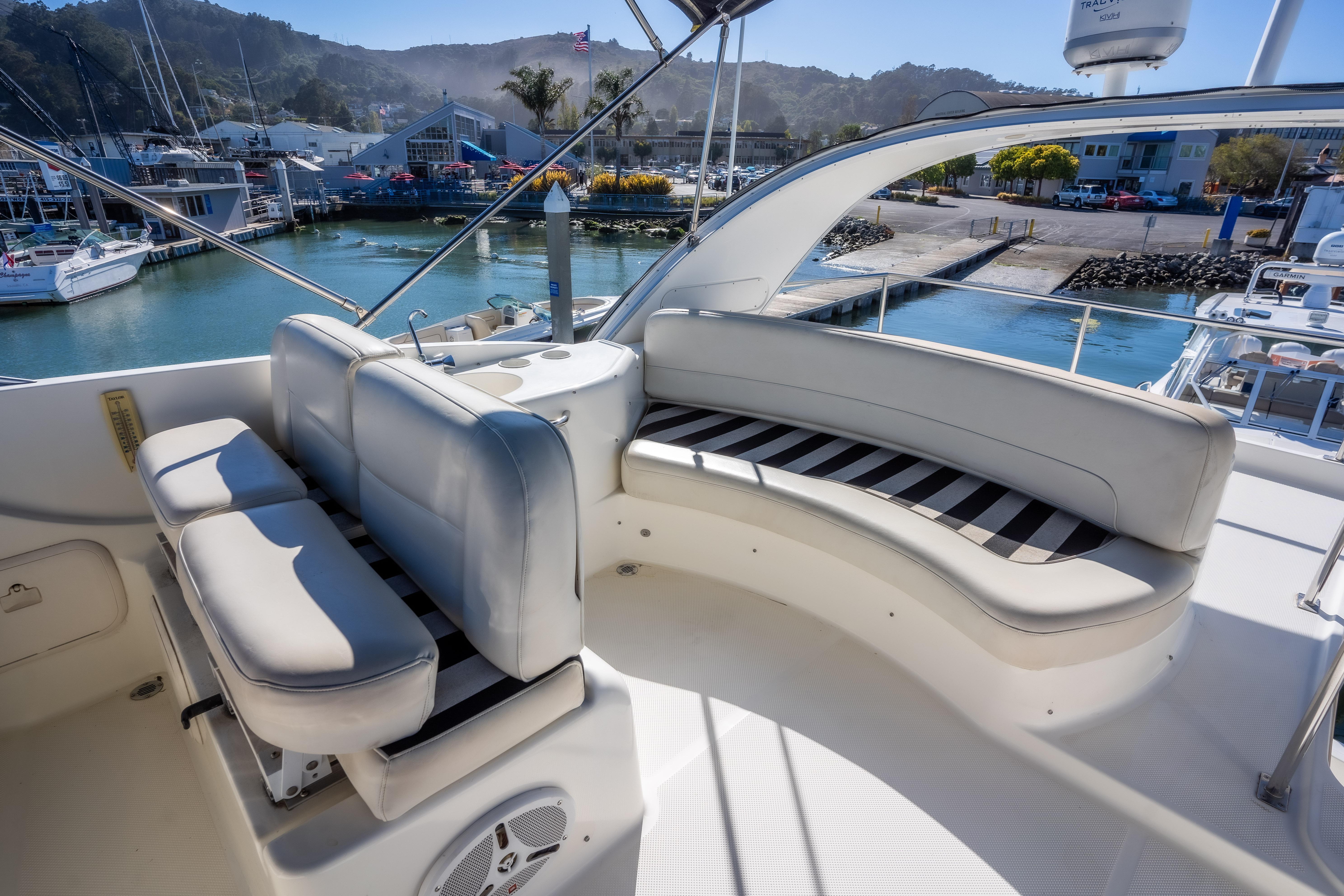 Nalani Yacht Photos Pics Flybridge