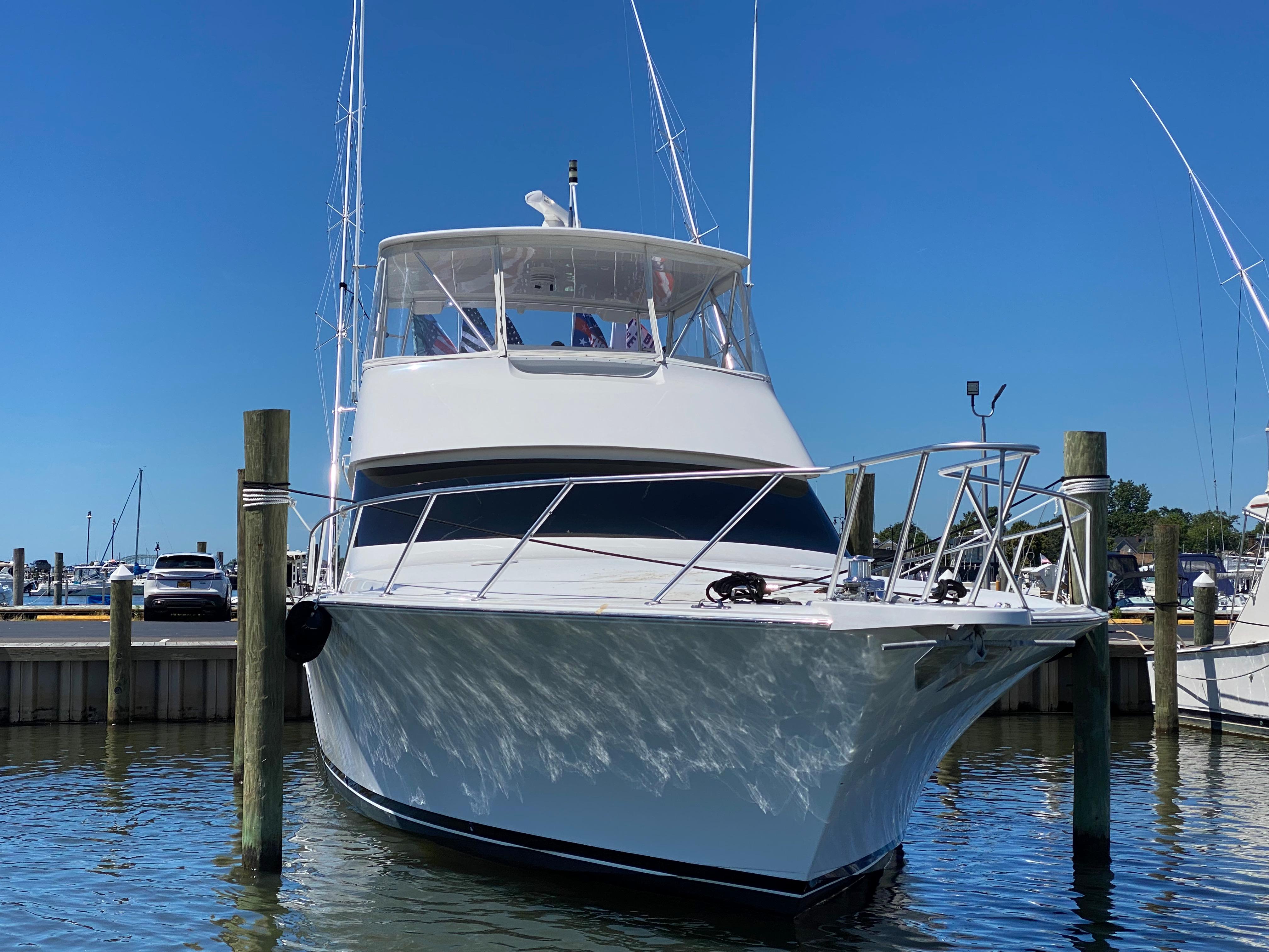 52 Viking 52 Convertible 2002 | HMY Yachts