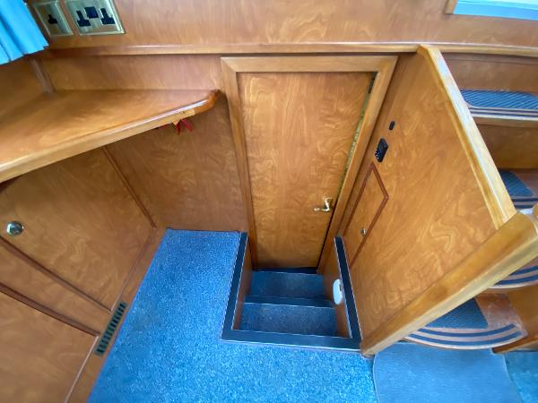 1999 Haines 335