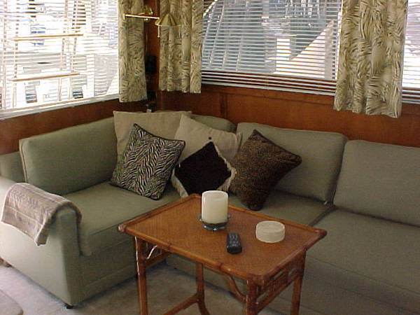 Settee