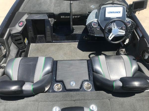 2015 Ranger Boats boat for sale, model of the boat is Z118C & Image # 12 of 14