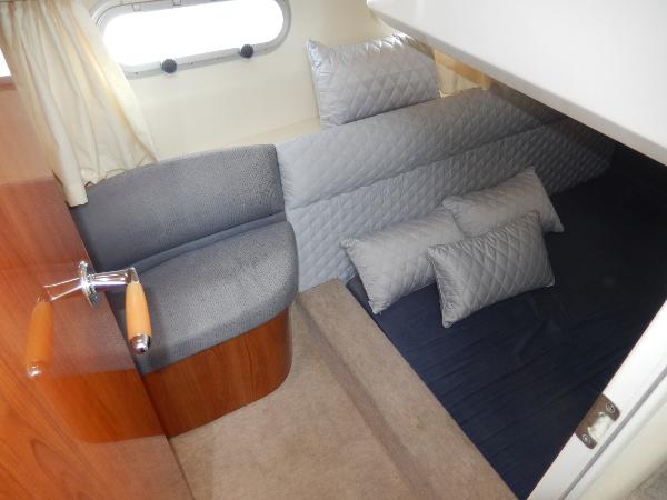 2004 Sealine F34