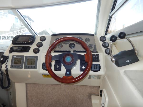 2004 Sealine F34