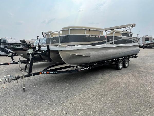 2014 Bennington boat for sale, model of the boat is 22ss & Image # 1 of 13
