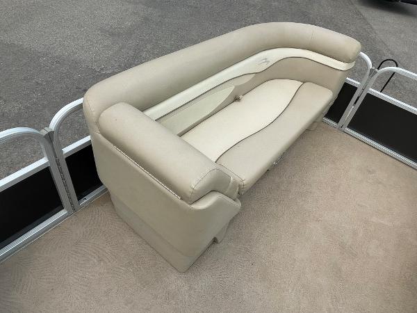 2014 Bennington boat for sale, model of the boat is 22ss & Image # 10 of 13