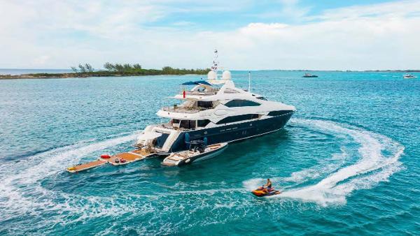 Photo of 2009 Sunseeker 121'